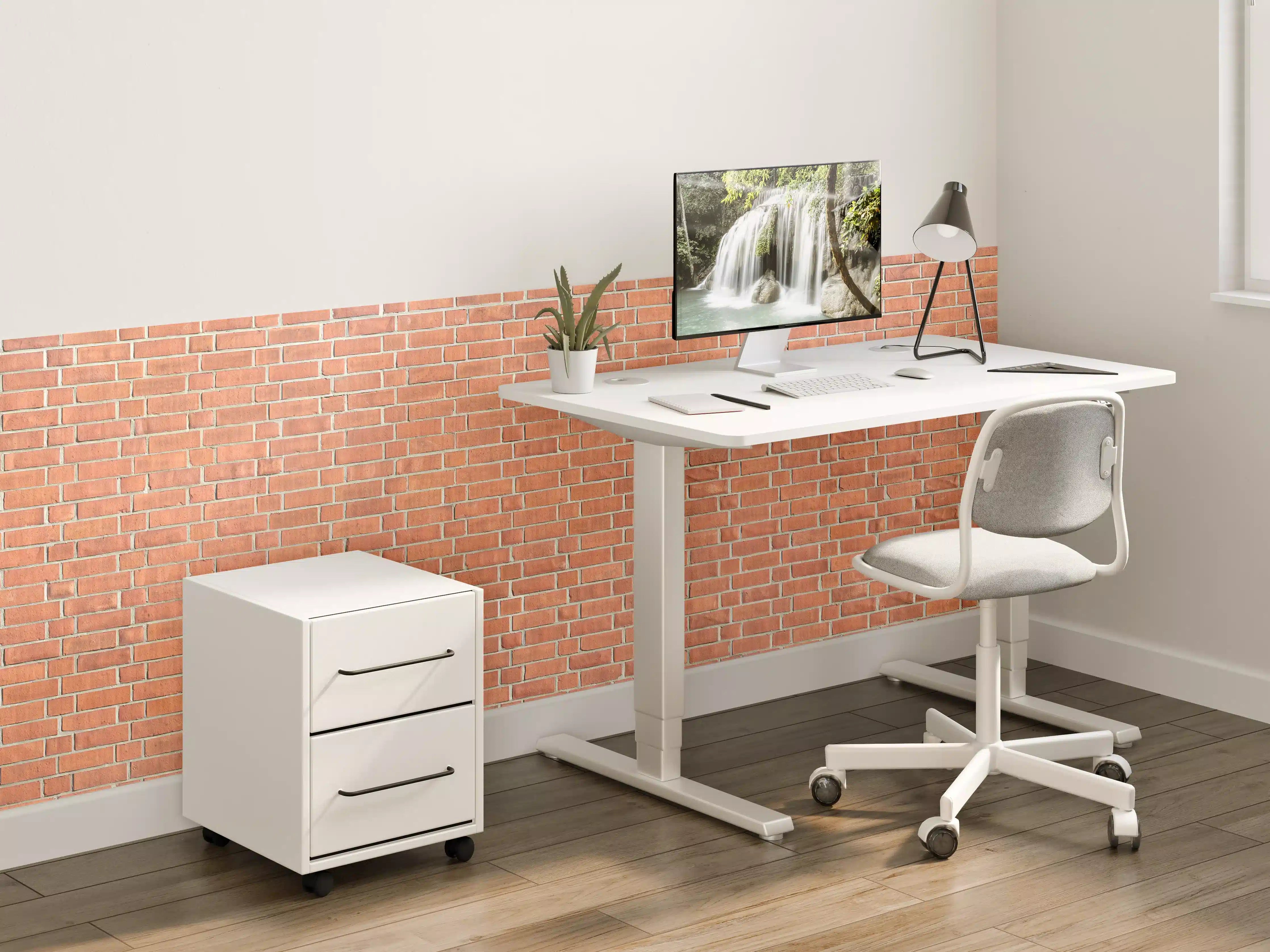 Kinderzimmer Wandgestaltung - Rustikale Backsteinwand mit warmem Orange-Ton