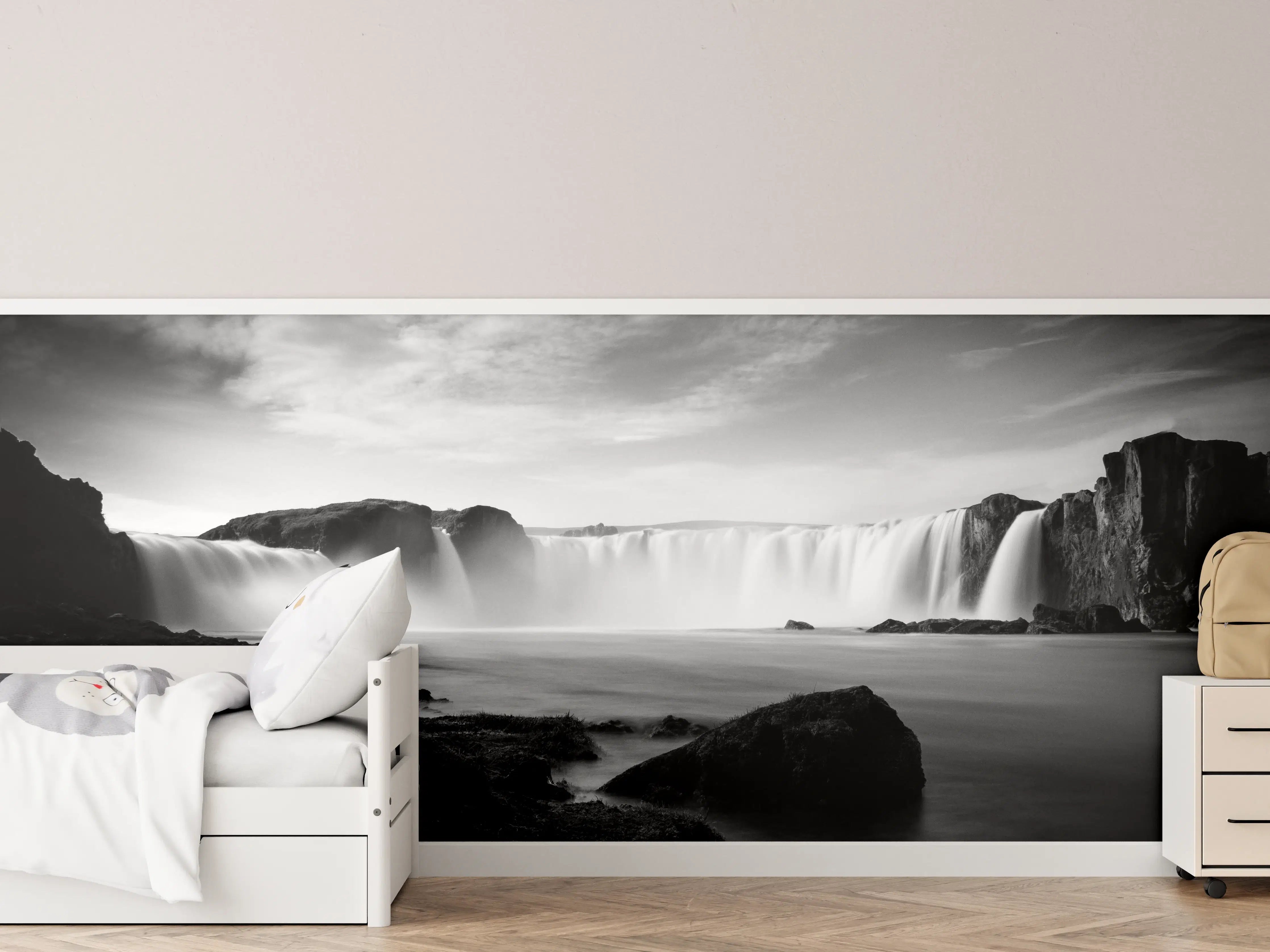Kinderzimmer Wandgestaltung - Schwarz-Weiß Wasserfallpanorama
