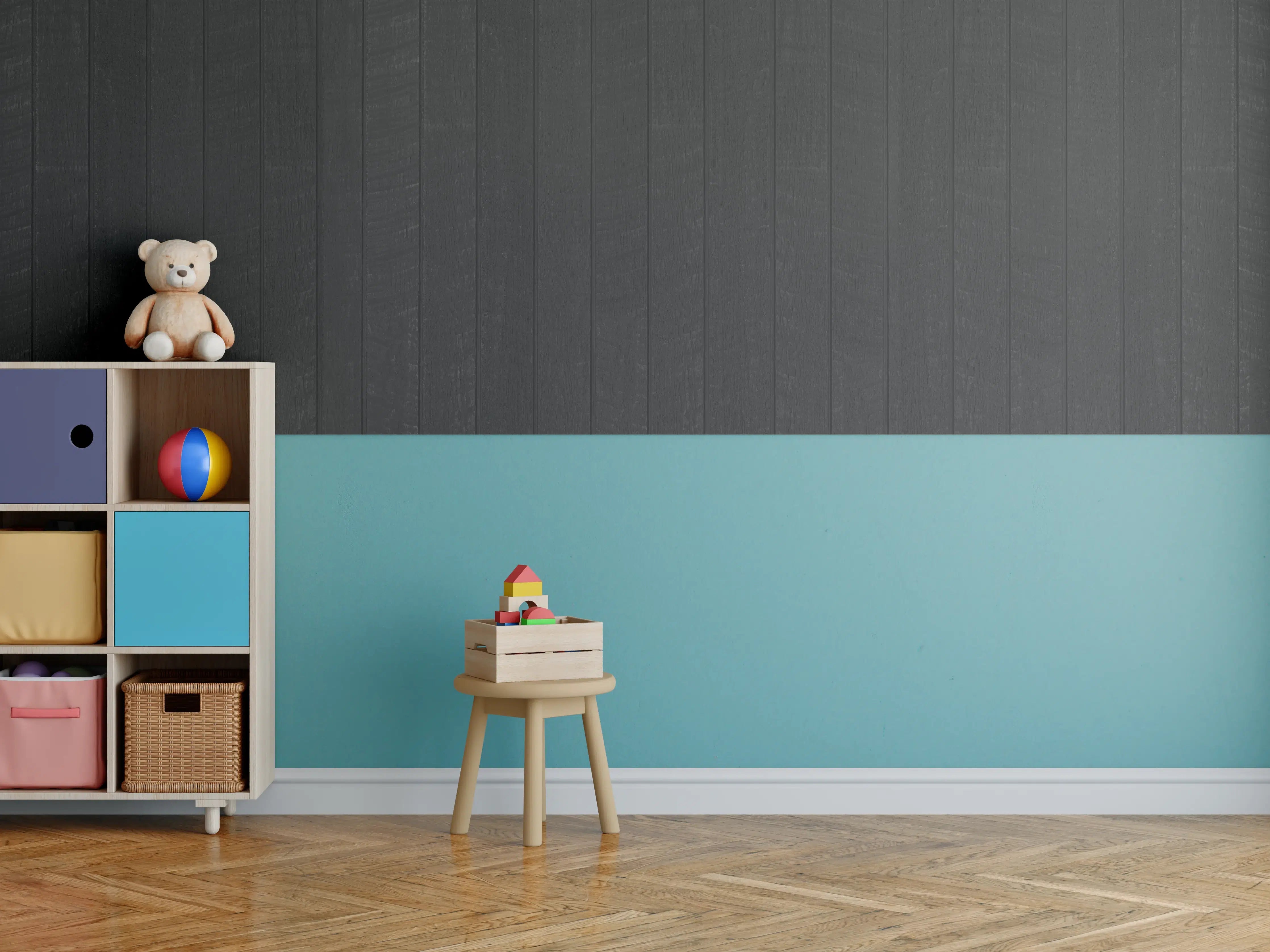 Kinderzimmer Wandgestaltung - Schwarzer Holzzaun mit vertikalen Holzbrättern