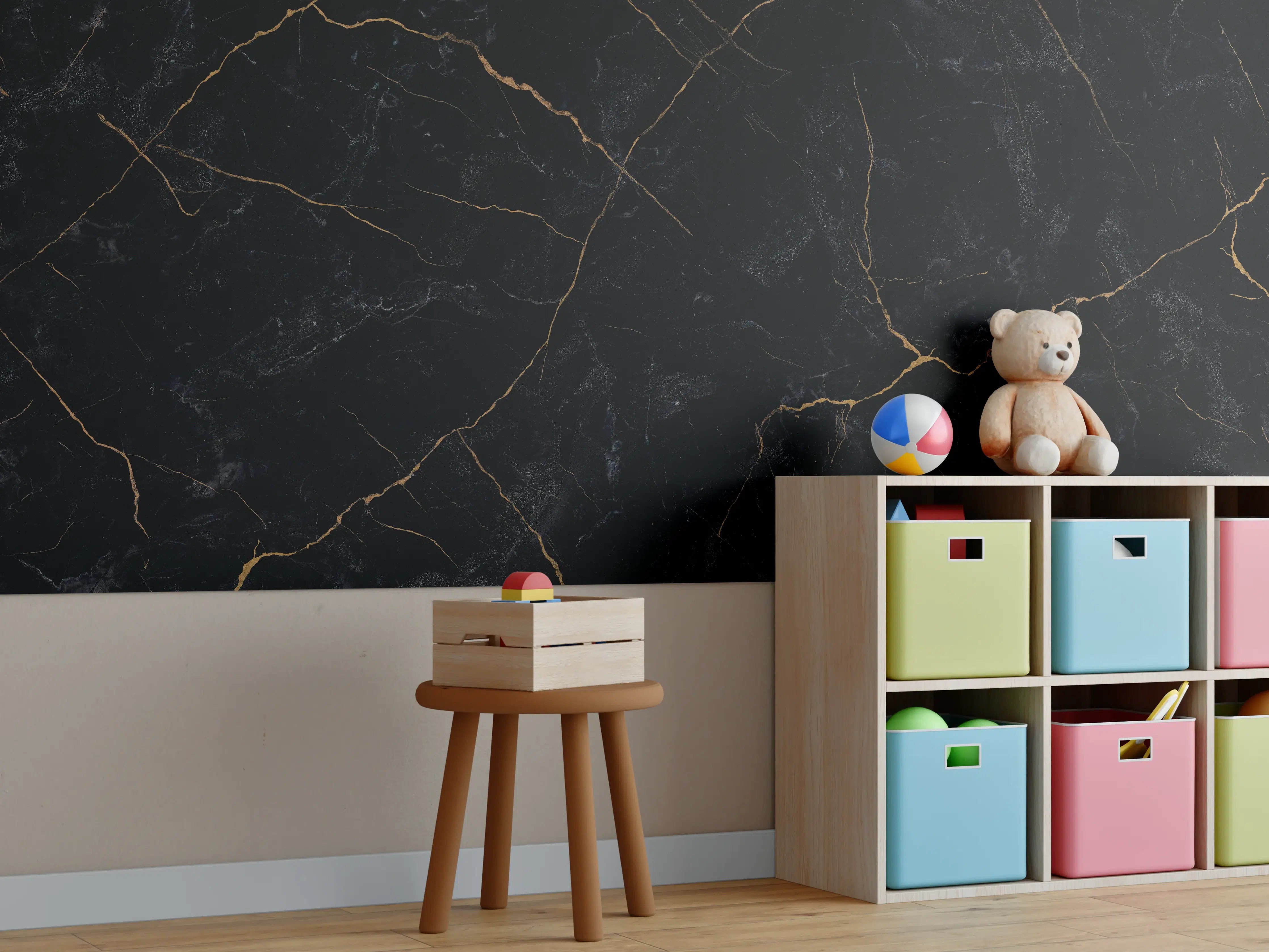 Kinderzimmer Wandgestaltung - Schwarzer Marmor mit dünnen goldenen Adern