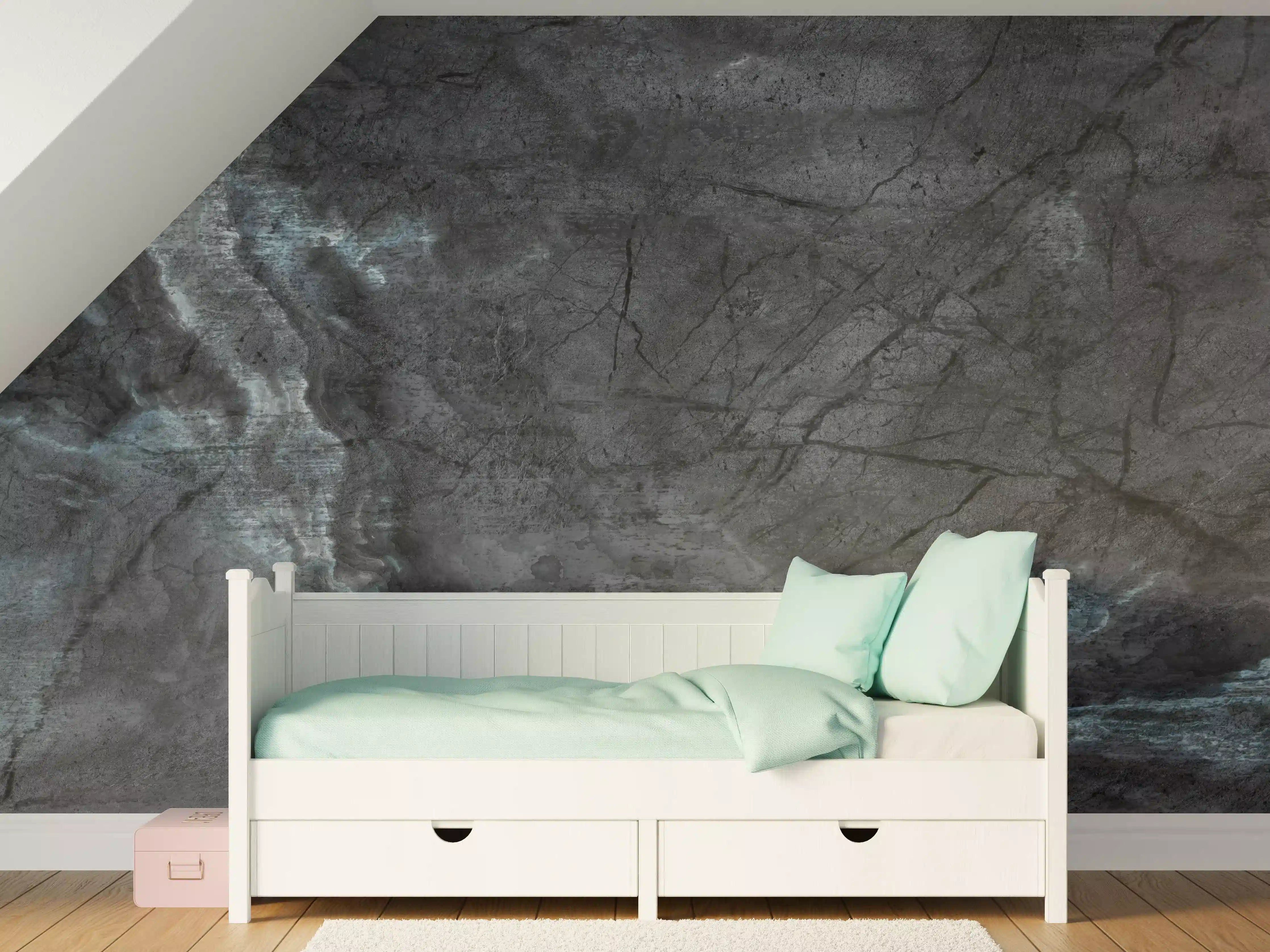 Kinderzimmer Wandgestaltung - Schwarzer Naturstein mit grauen Adern