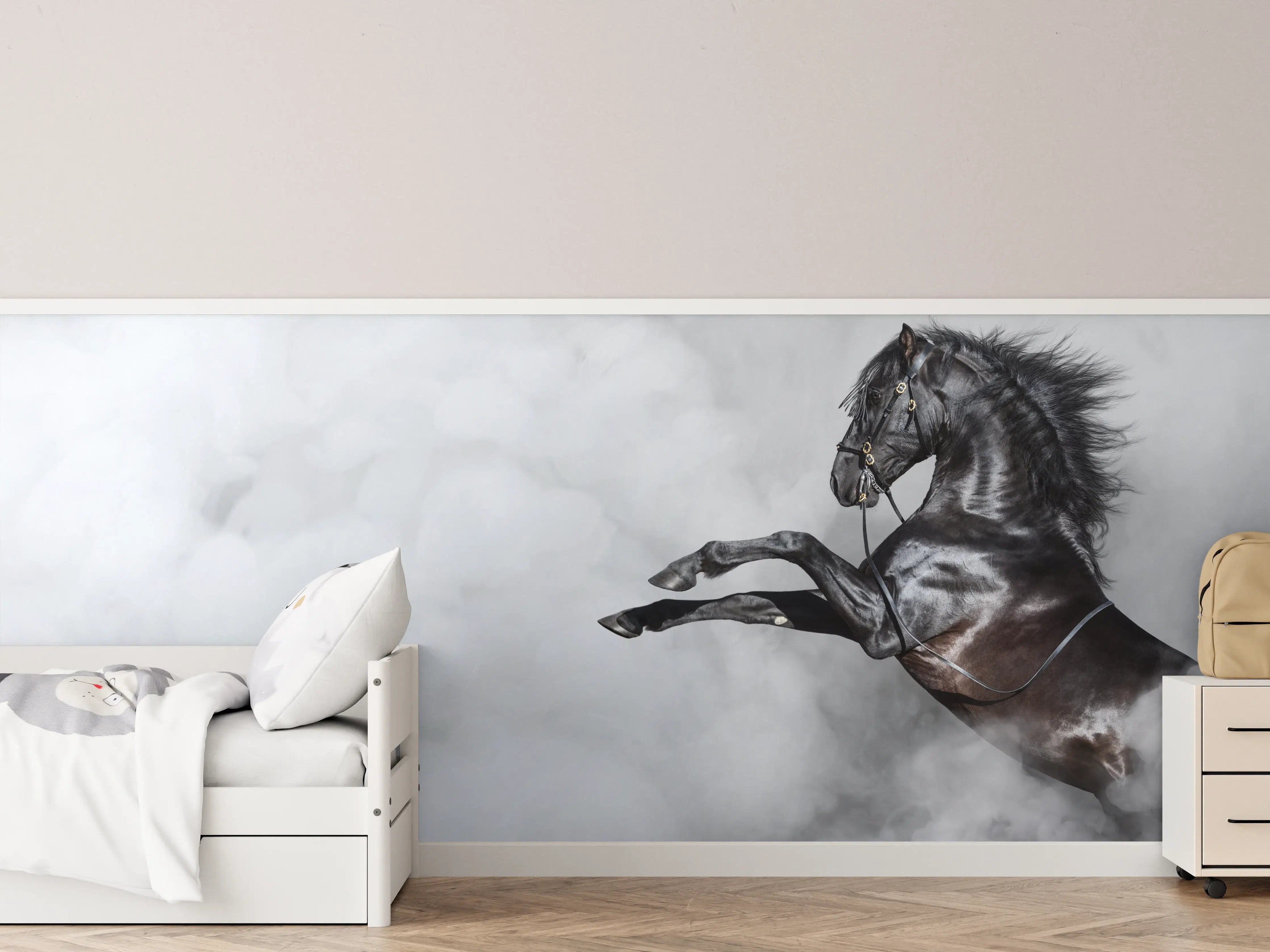 Kinderzimmer Wandgestaltung - Schwarzes Pferd im Nebel Kunstbild