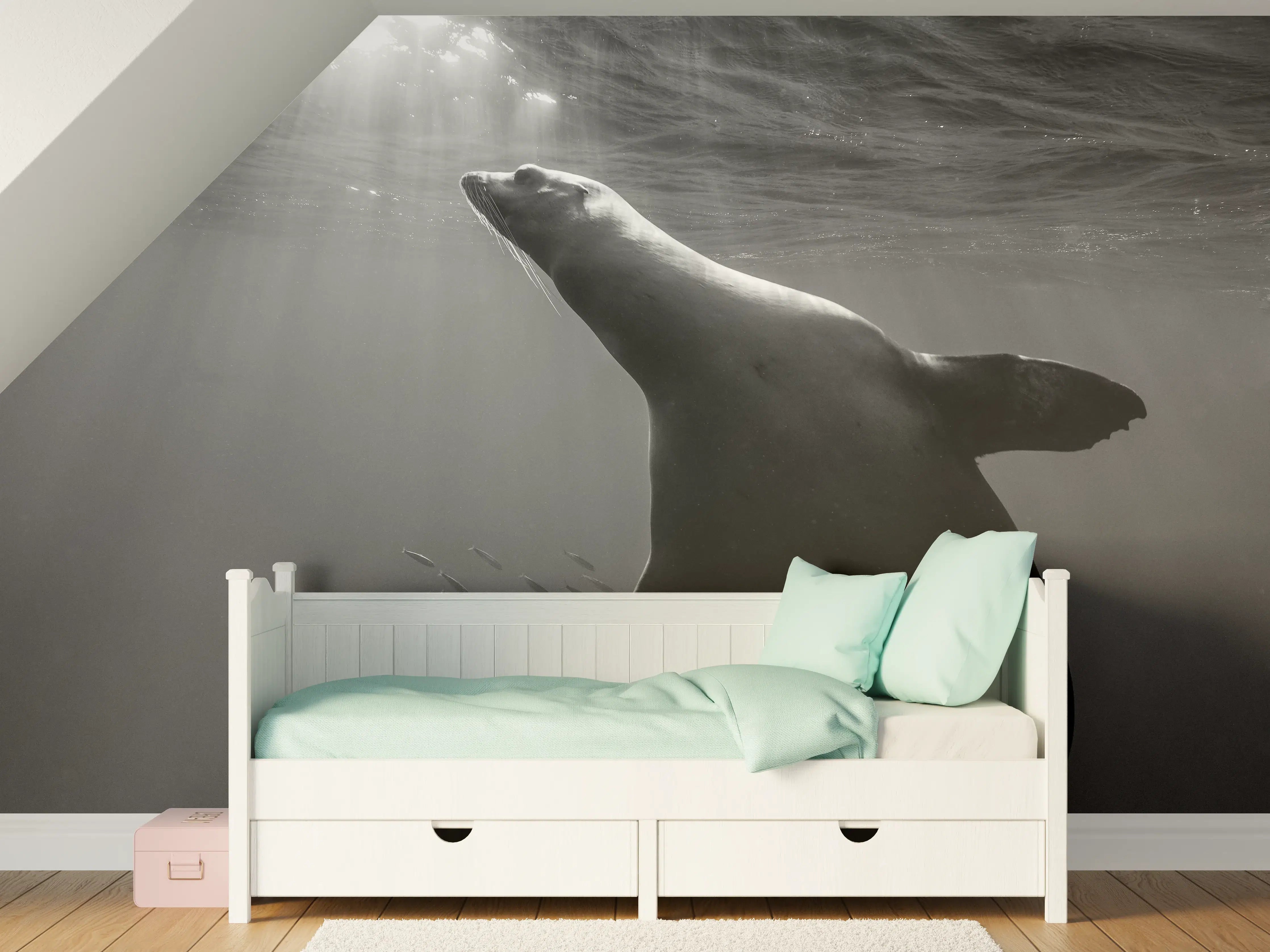 Kinderzimmer Wandgestaltung - Seelöwe beim Fressen von Sardinen