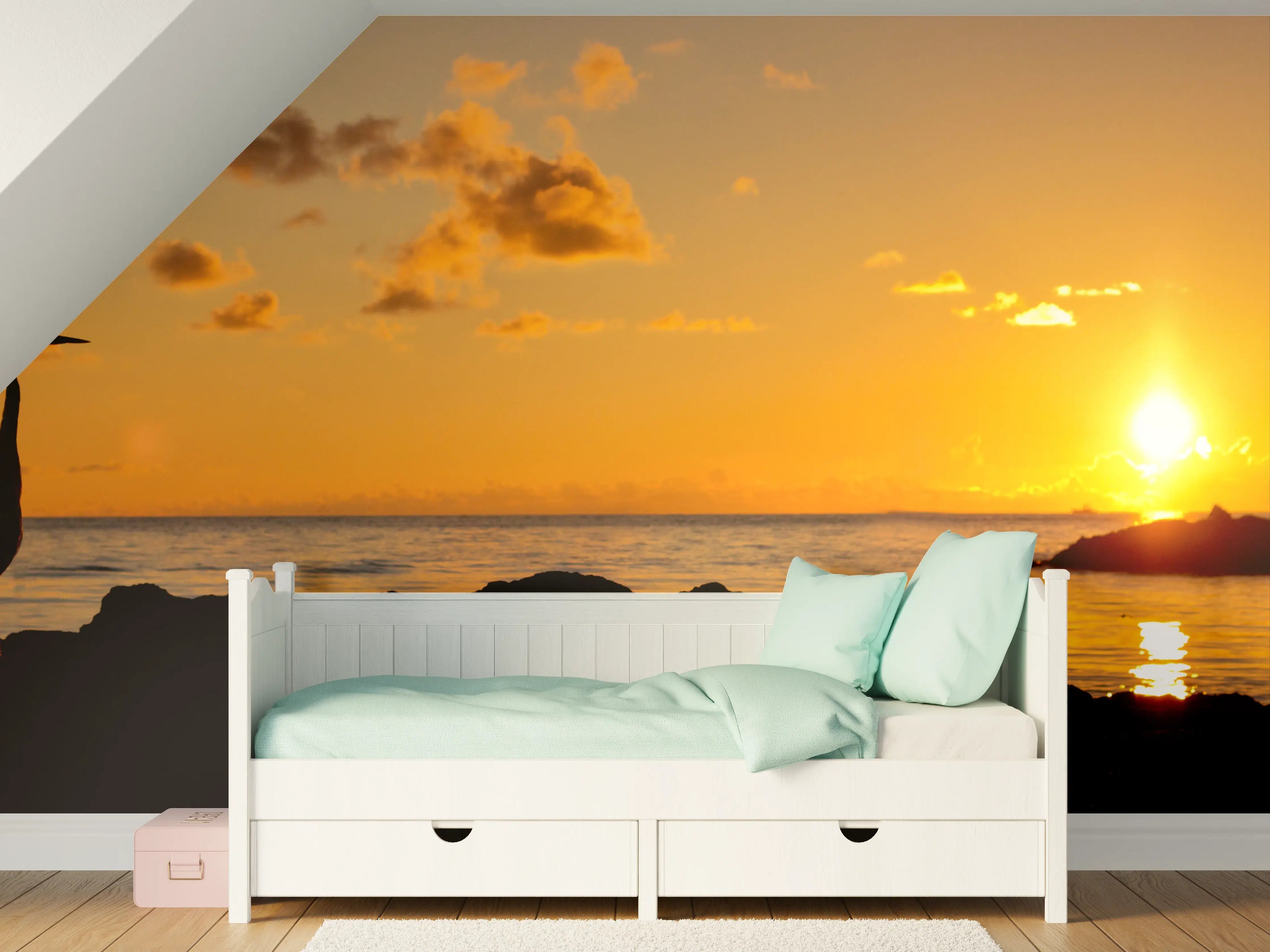 Kinderzimmer Wandgestaltung - Sonnenuntergang am Meer mit Vogel-Silhouette