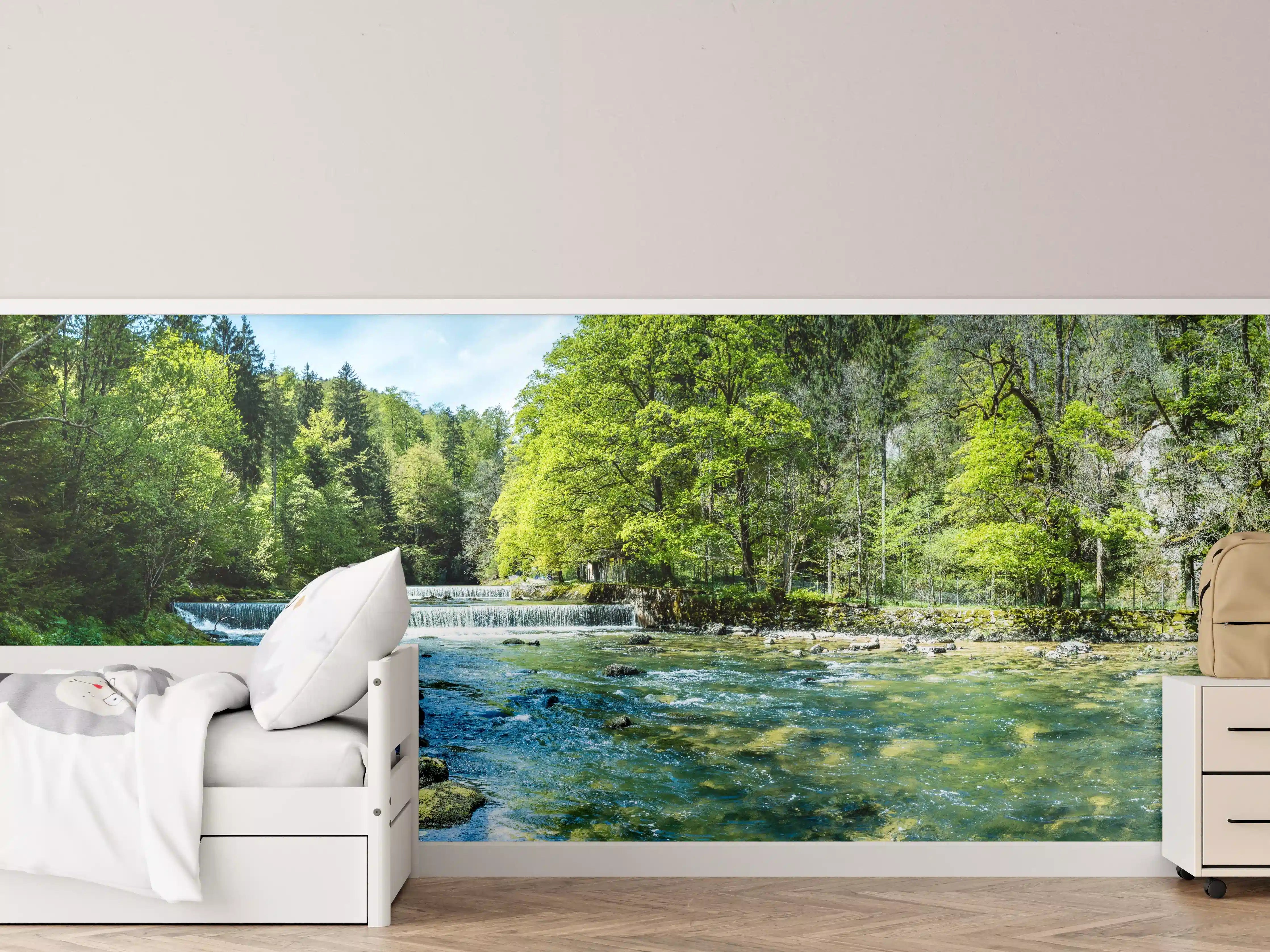 Kinderzimmer Wandgestaltung - Sonnige Flusslandschaft in der Schweiz
