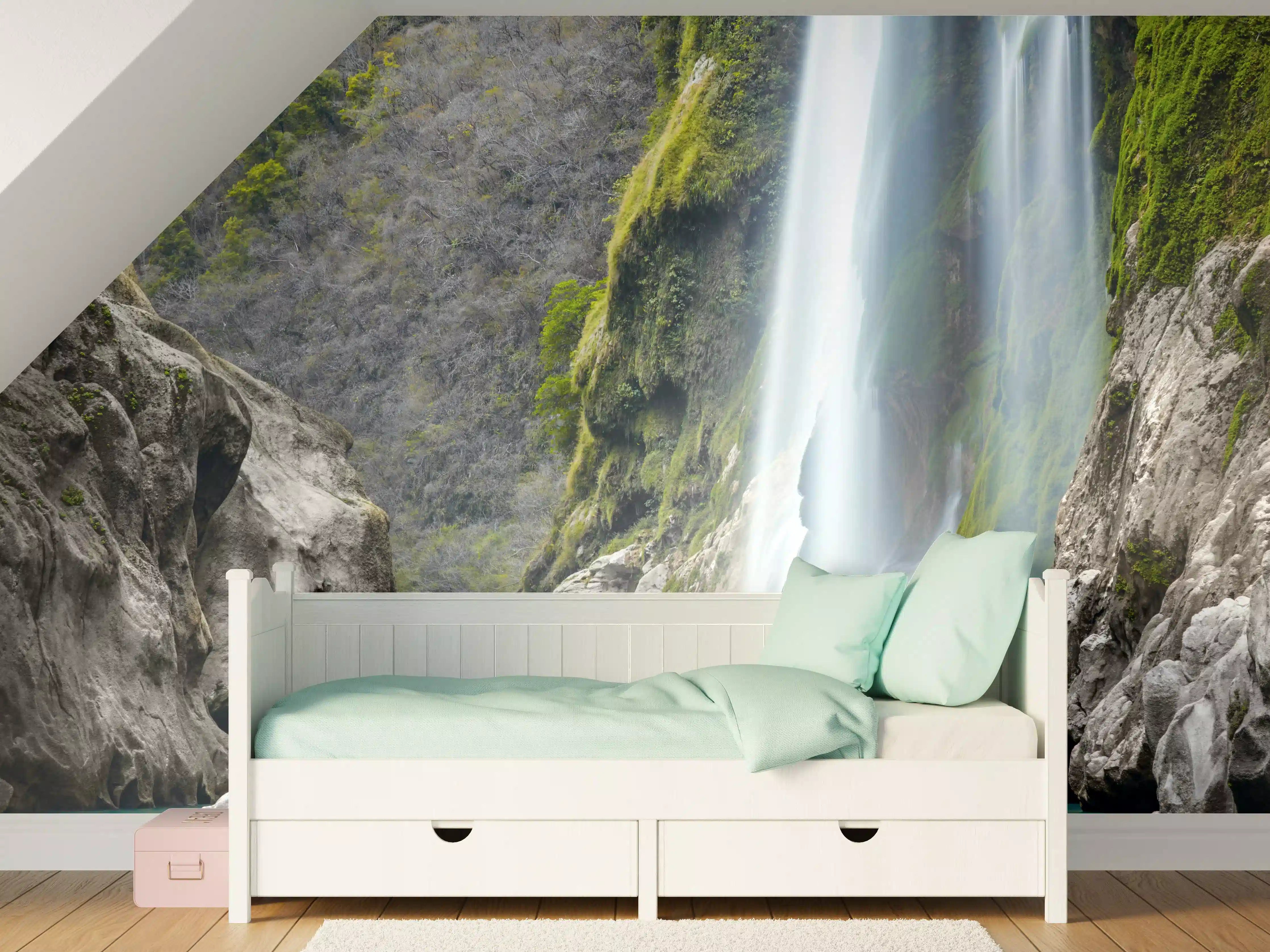 Kinderzimmer Wandgestaltung - Tamul-Wasserfall am Fluss Tampaon
