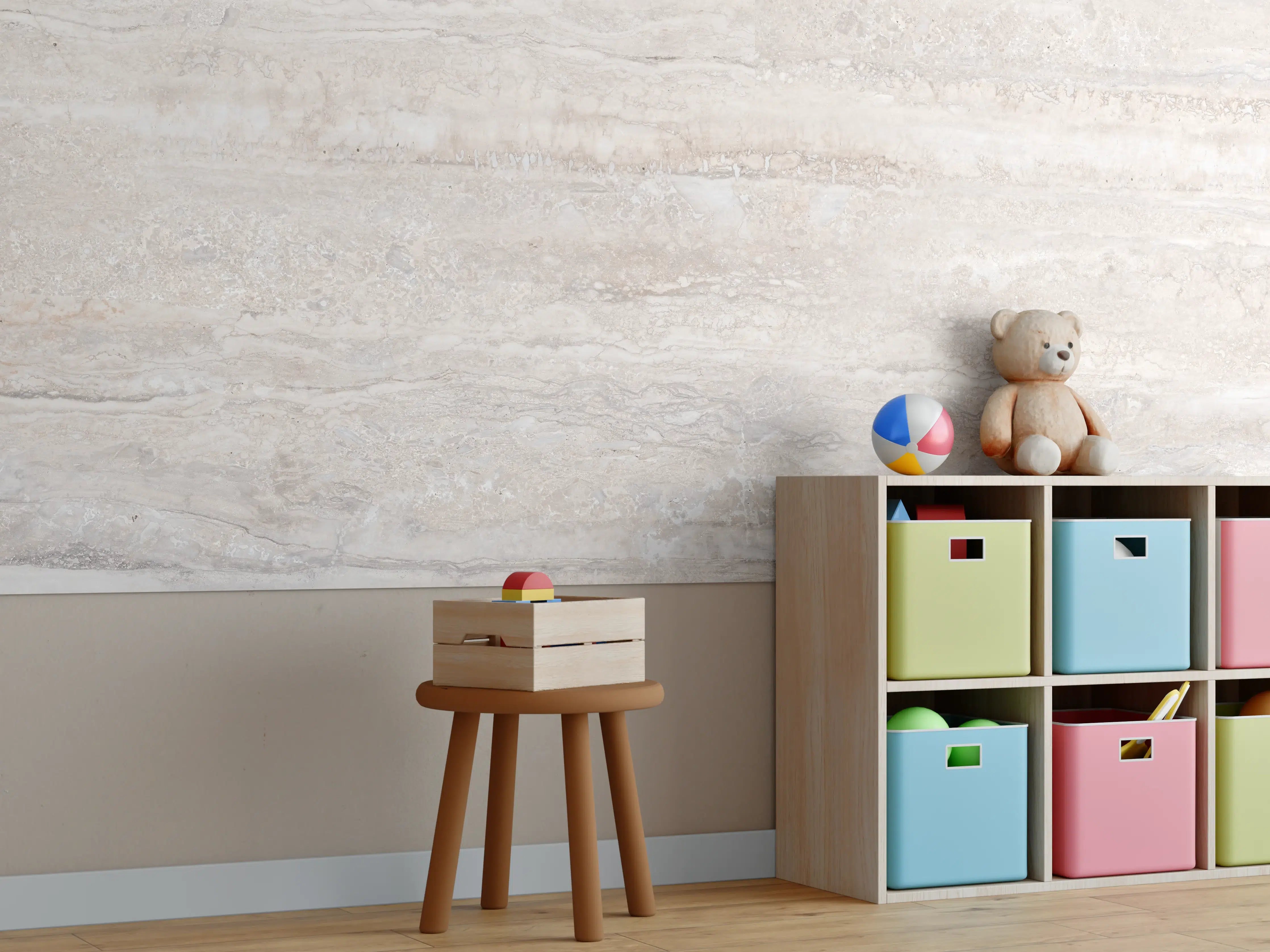 Kinderzimmer Wandgestaltung - Travertinmarmor in hellen Brauntönen