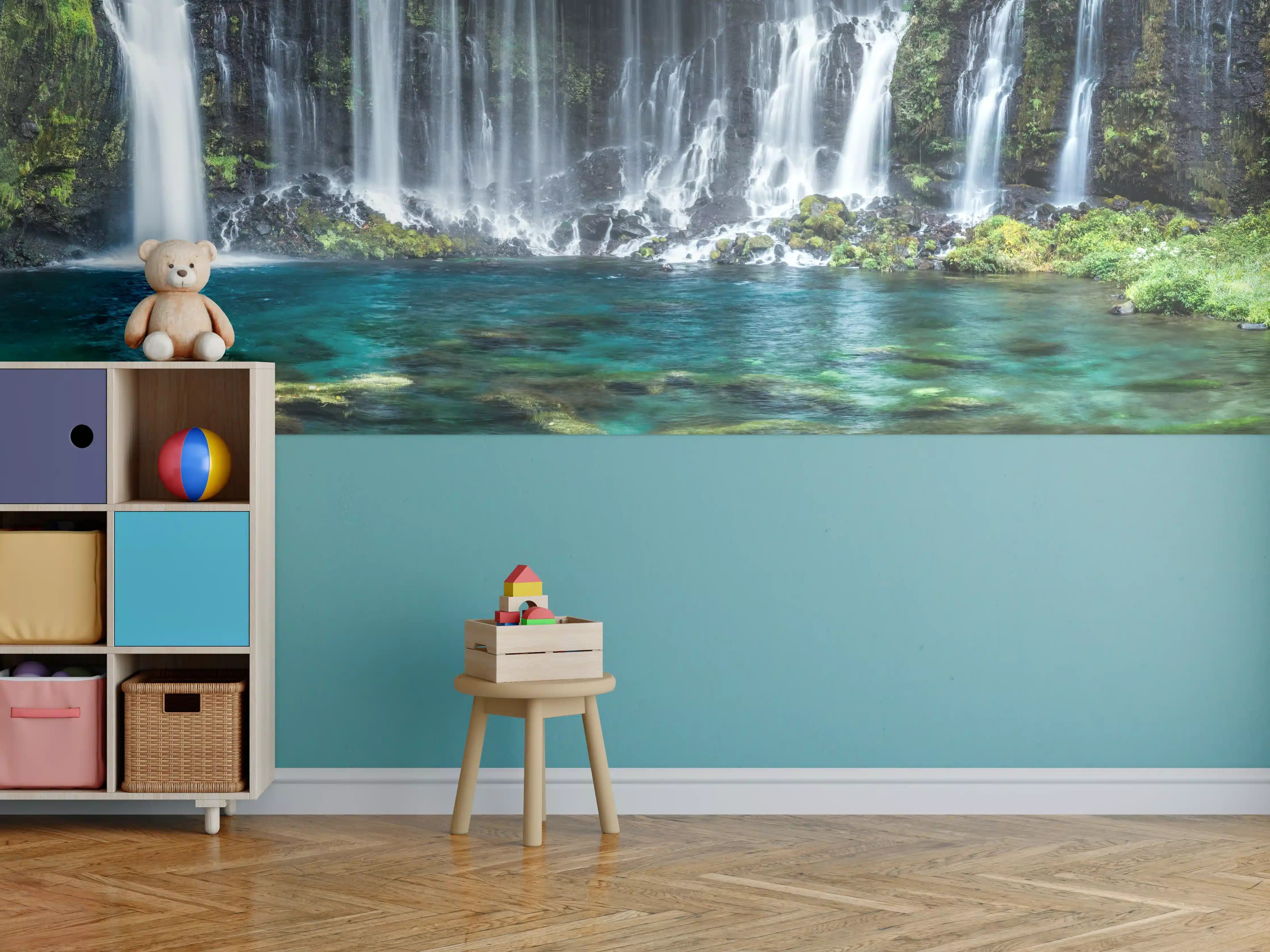 Kinderzimmer Wandgestaltung - Türkisblaue Wasserfälle in Japan