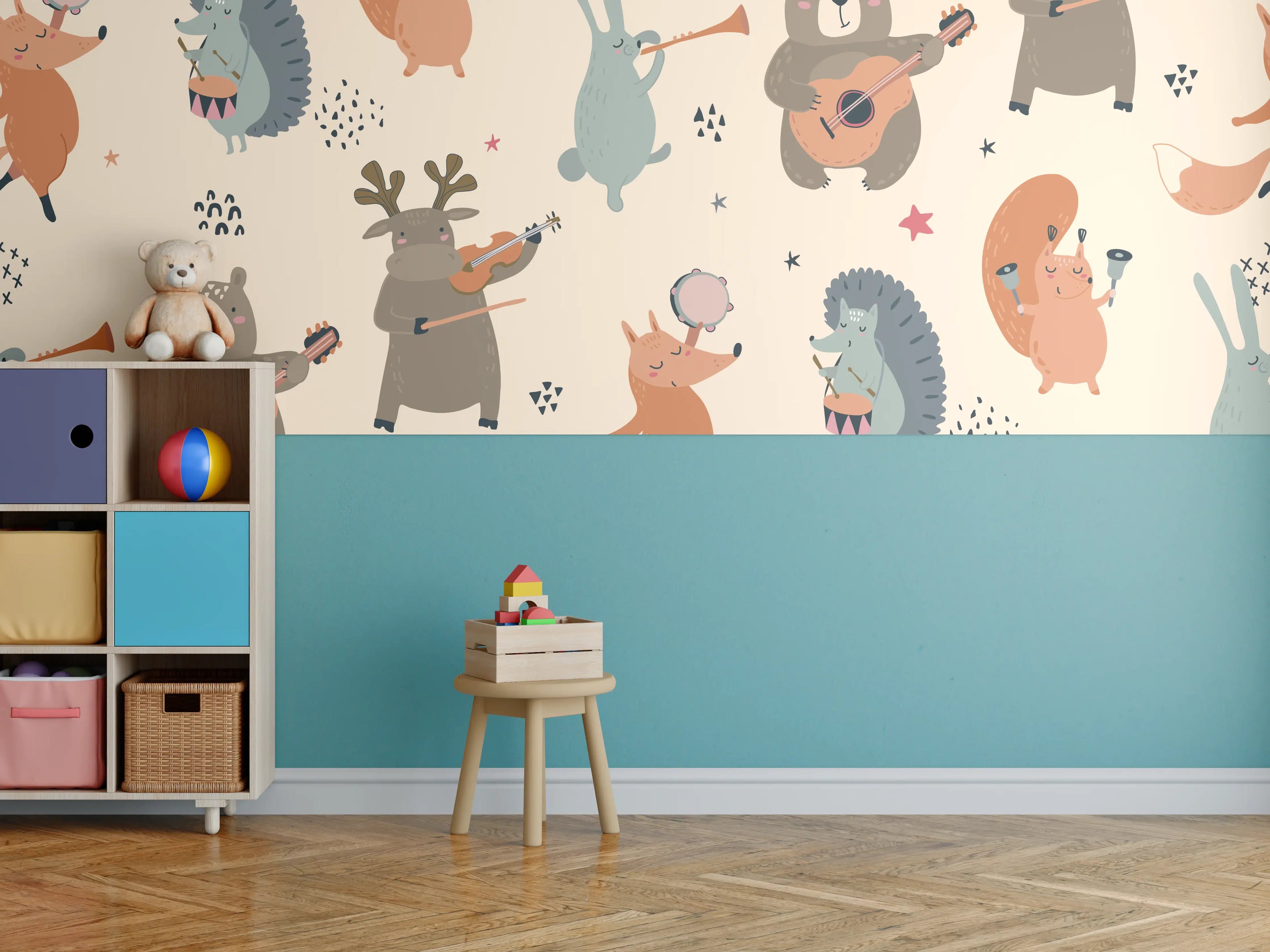 Kinderzimmer Wandgestaltung - Verspielte Tiermotive in warmen Tönen