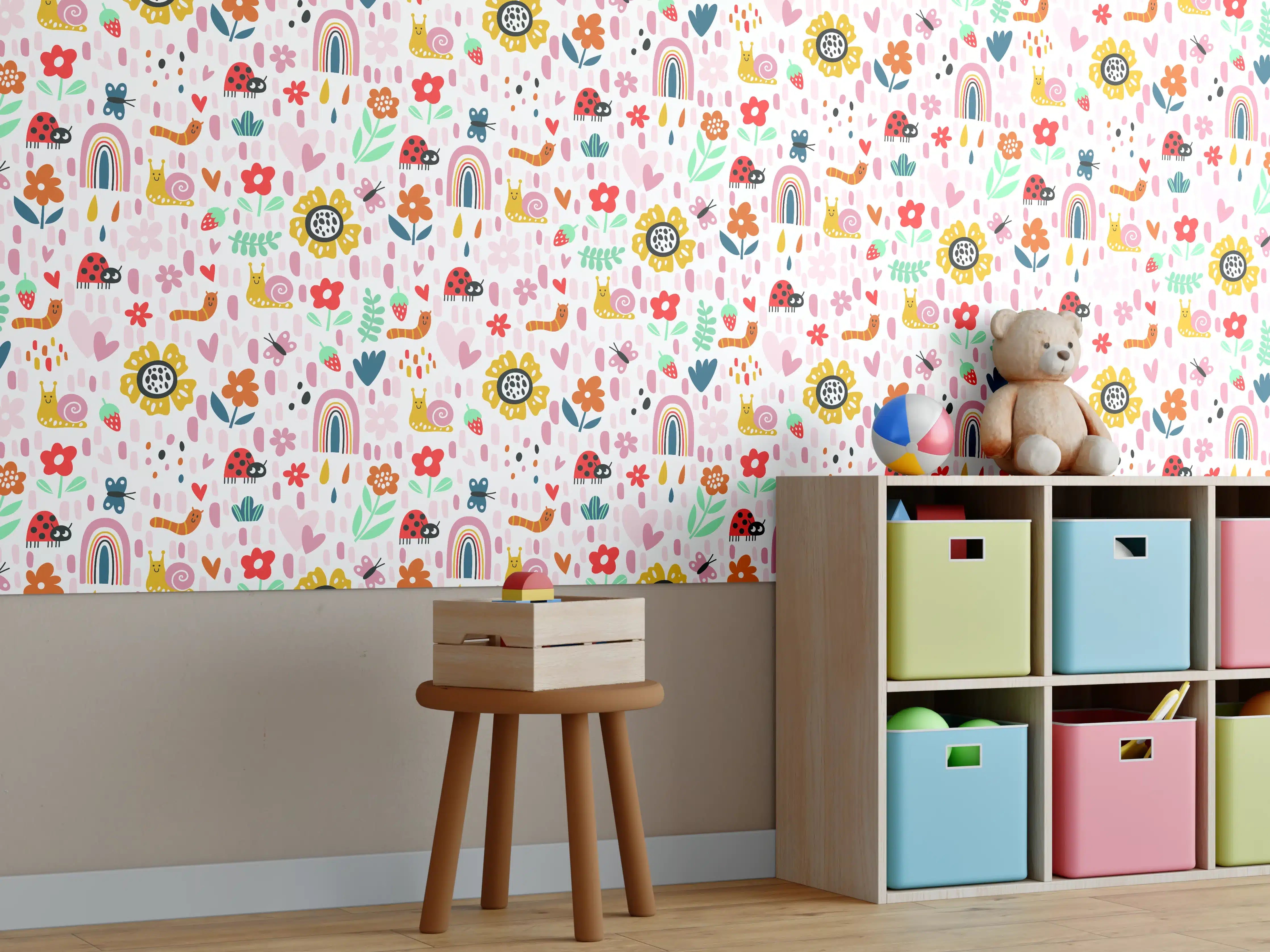 Kinderzimmer Wandgestaltung - Verspieltes Kinderzimmer Muster mit bunten Motiven