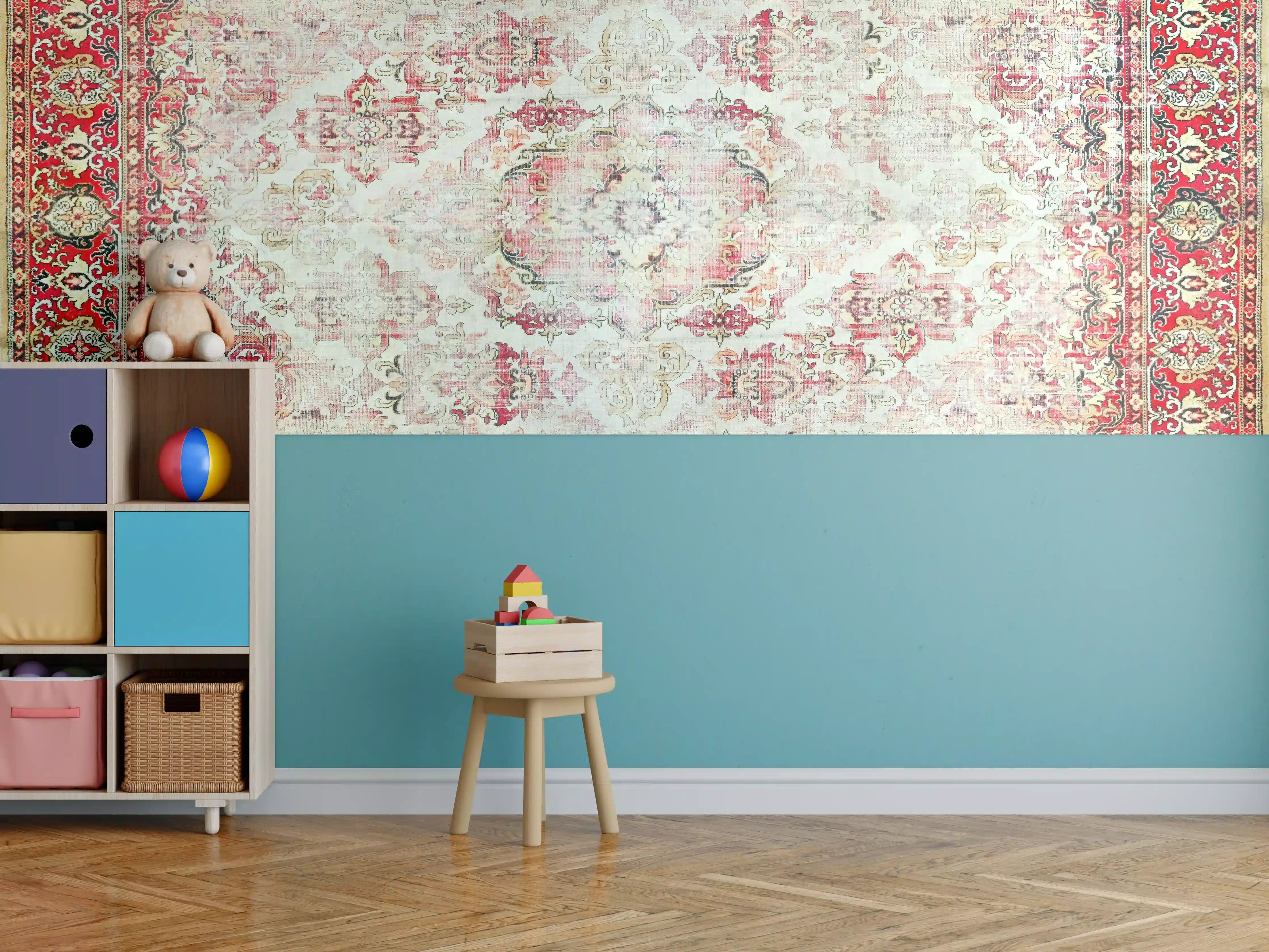 Kinderzimmer Wandgestaltung - Vintage-Rot-Beige-Ornamentteppich