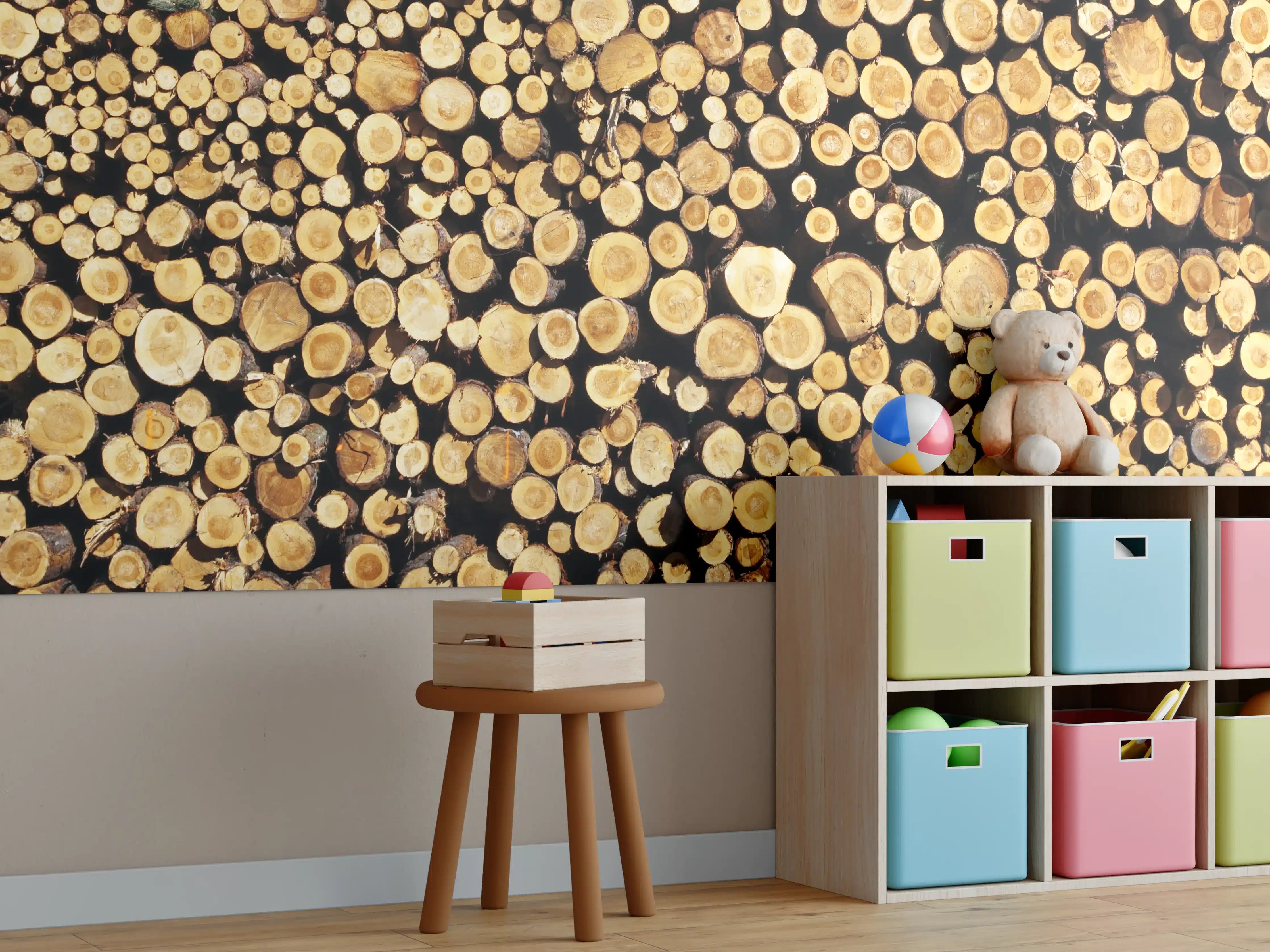 Kinderzimmer Wandgestaltung - Warme Holzstämme mit Grauschimmer