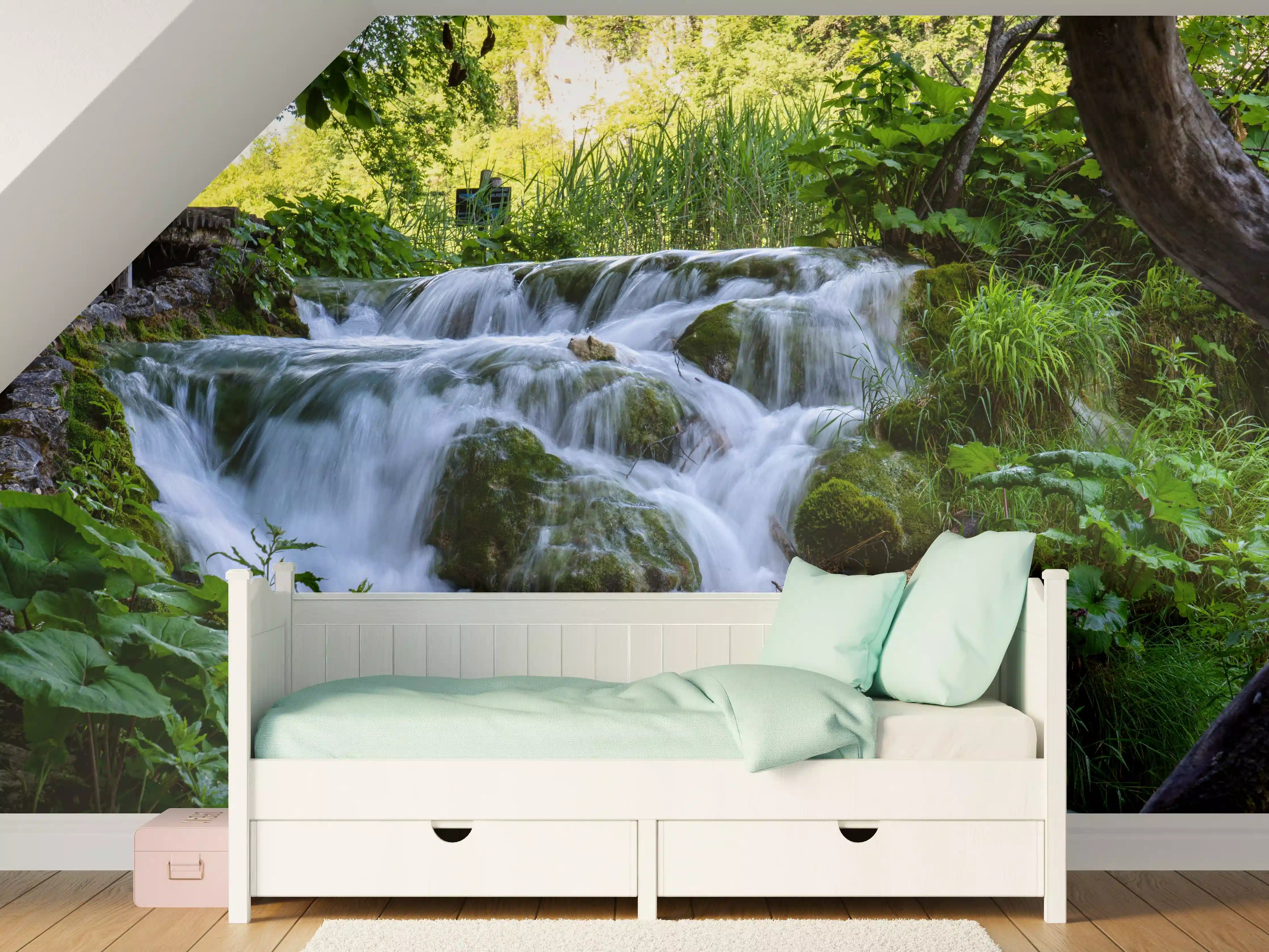 Kinderzimmer Wandgestaltung - Wasserfall im Nationalpark Plitvicer Seen