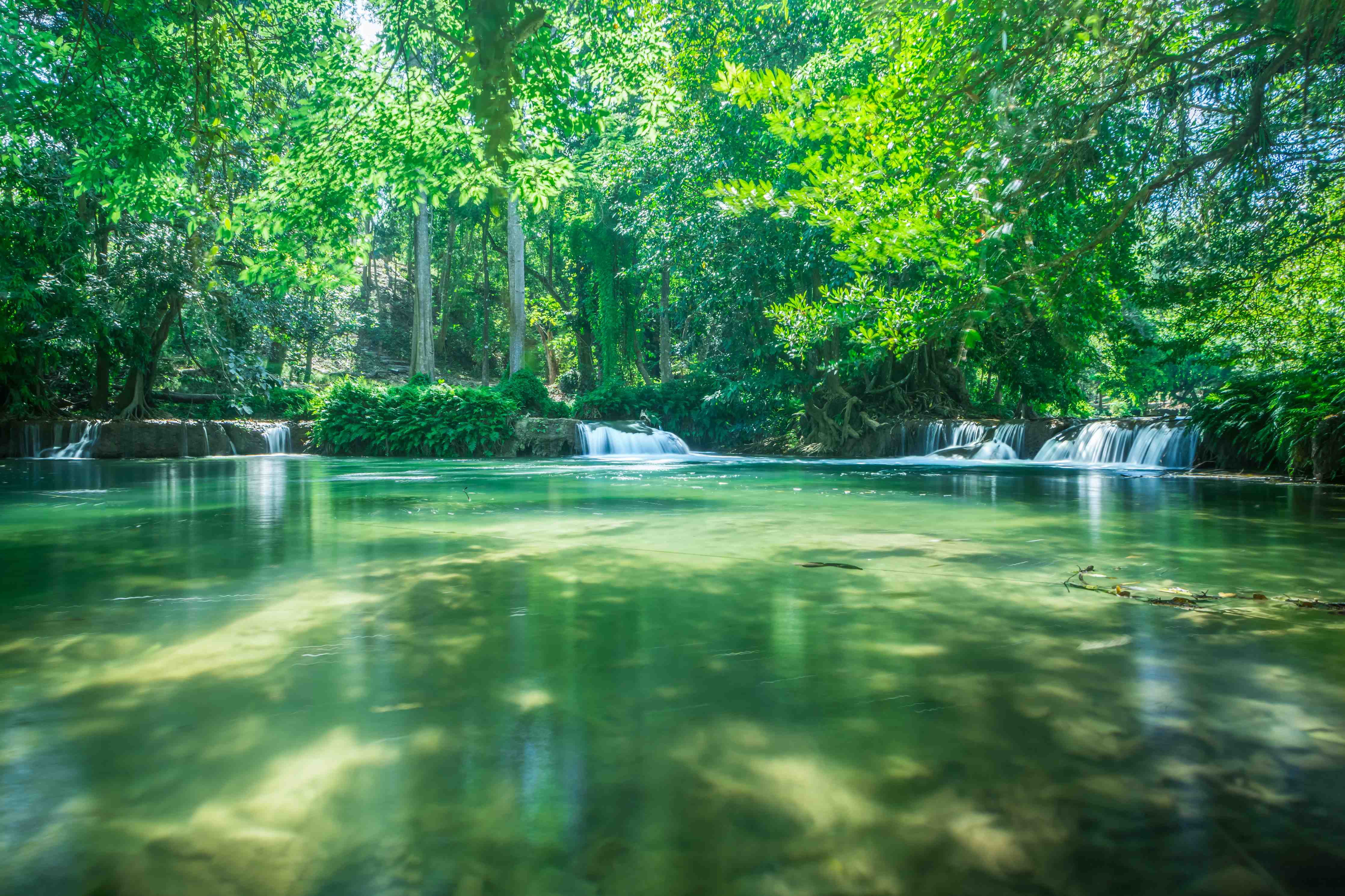 Kinderzimmer Wandgestaltung-Wasserfall in Chet Sao No