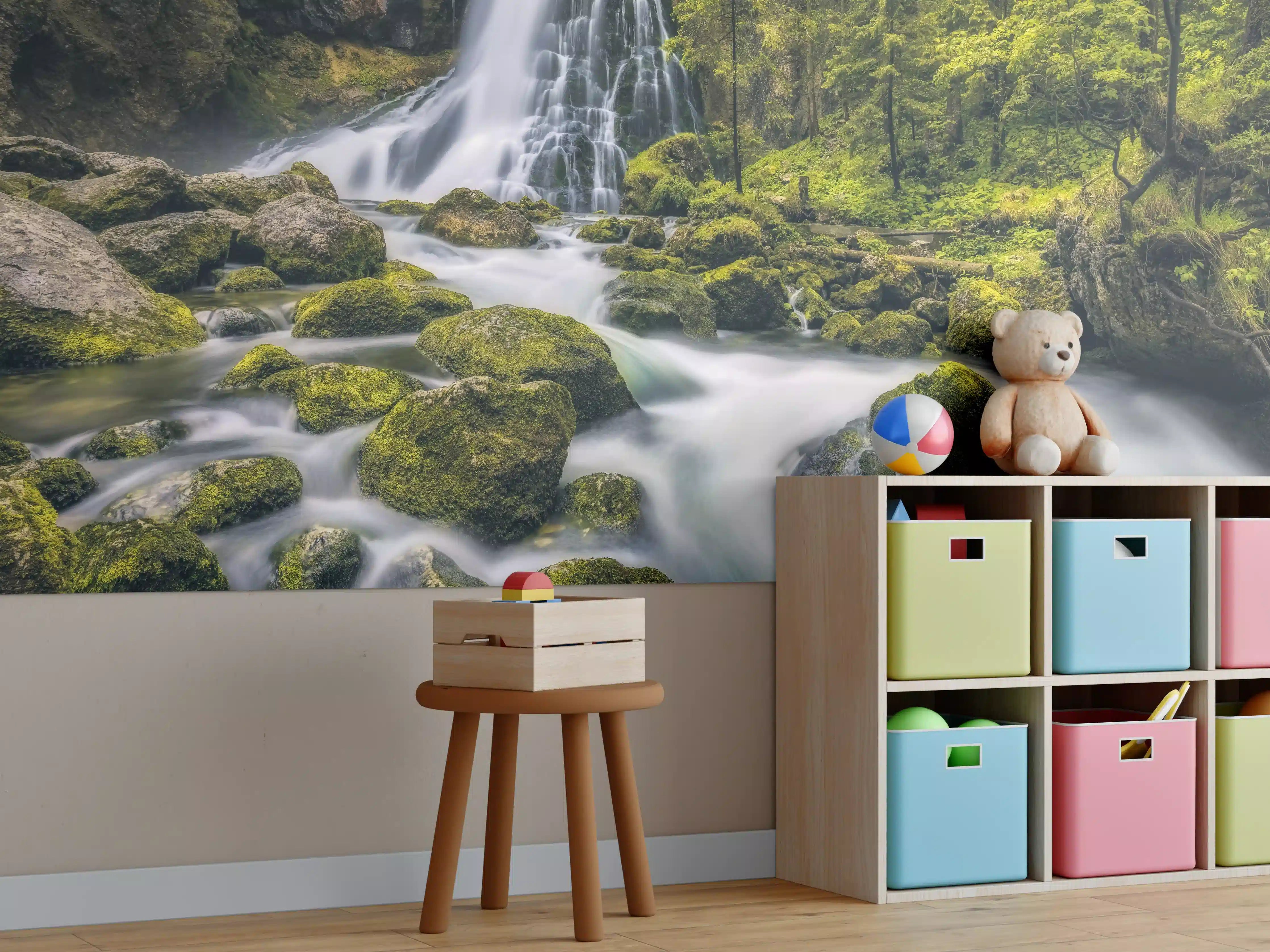 Kinderzimmer Wandgestaltung - Wasserfall in Golling, Salzburg