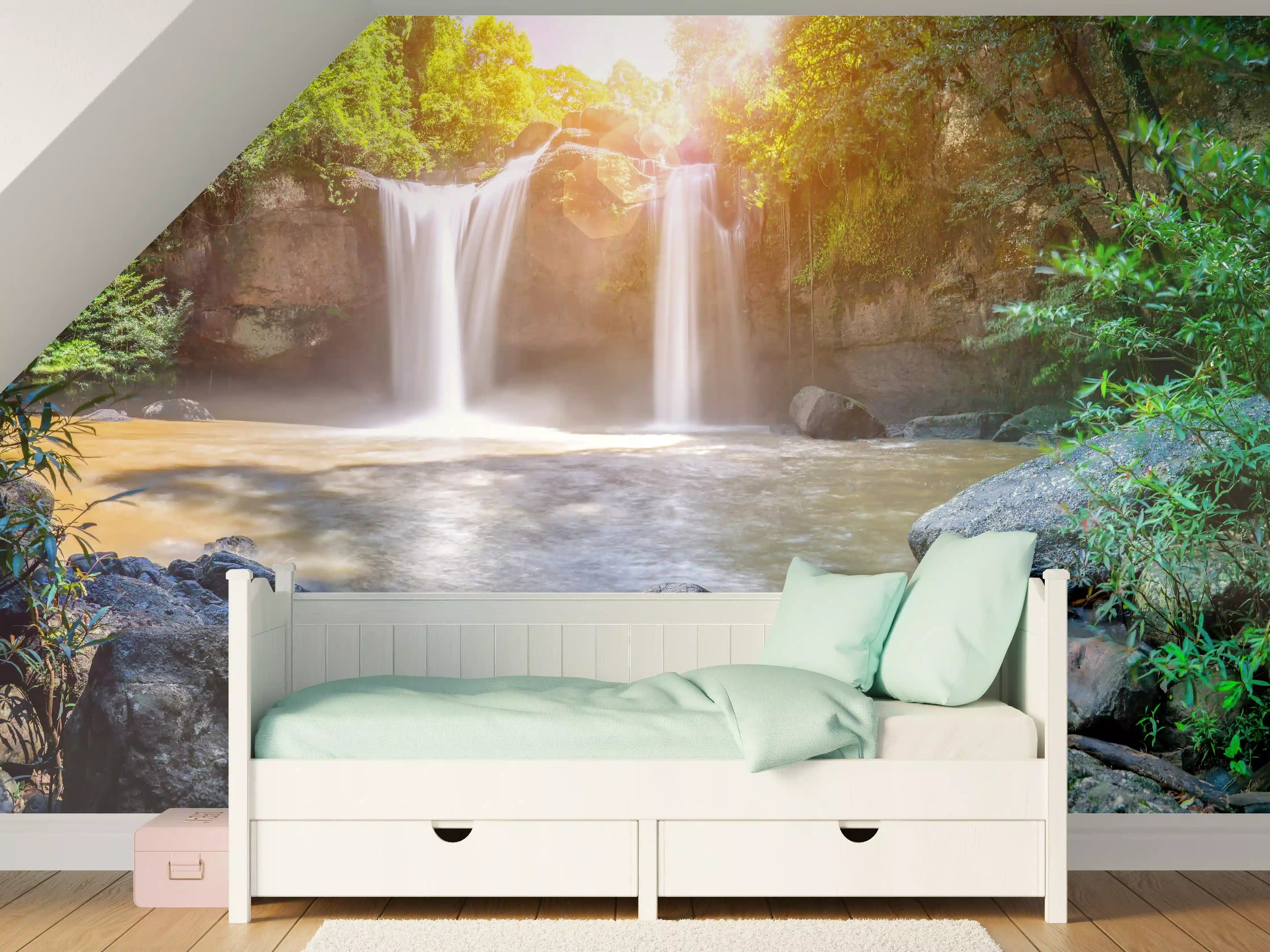 Kinderzimmer Wandgestaltung - Wasserfall in Malaysia - Asien