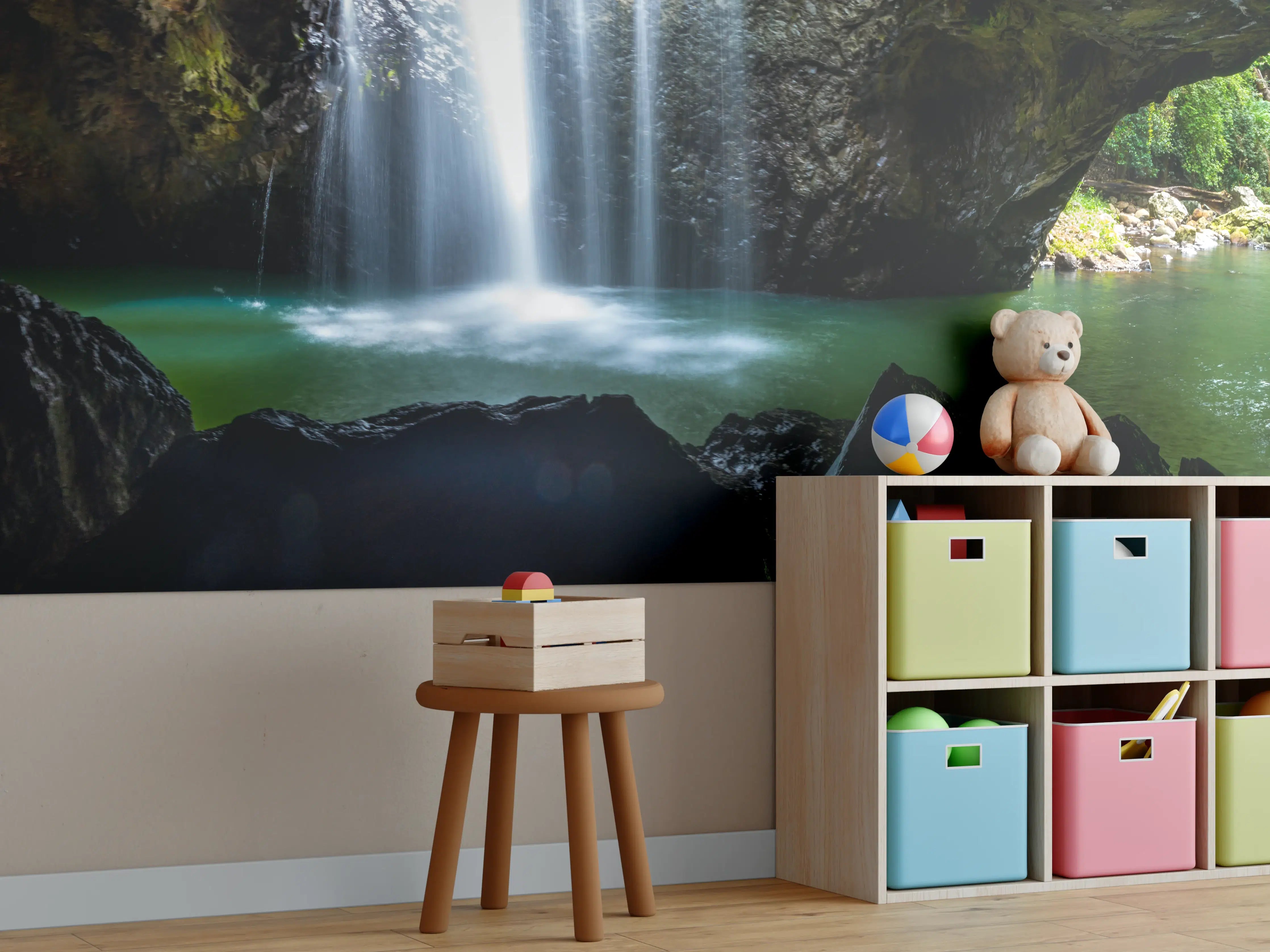 Kinderzimmer Wandgestaltung - Wasserfall in der Höhle