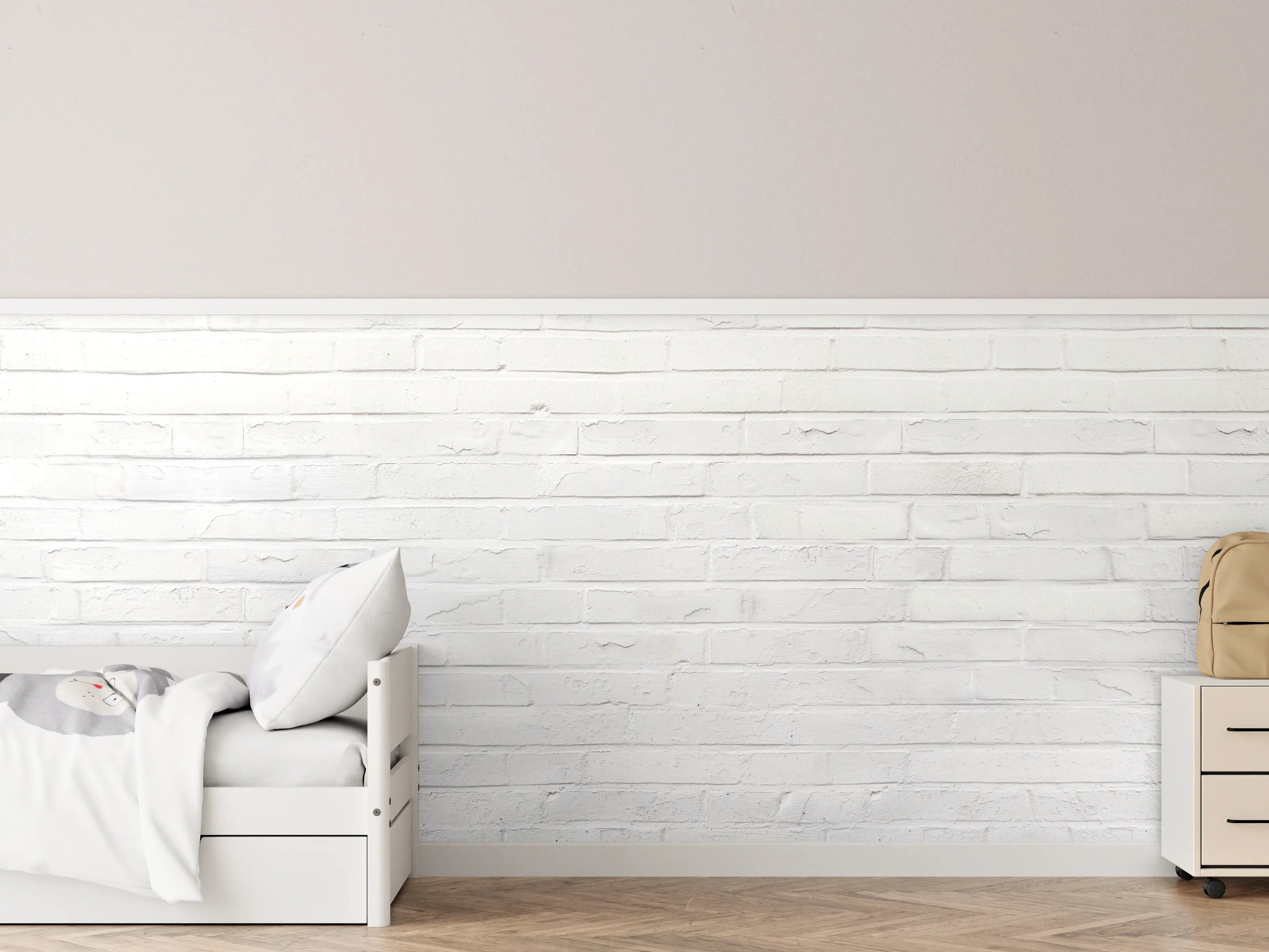 Kinderzimmer Wandgestaltung - Weiß bemalte Steinmauer