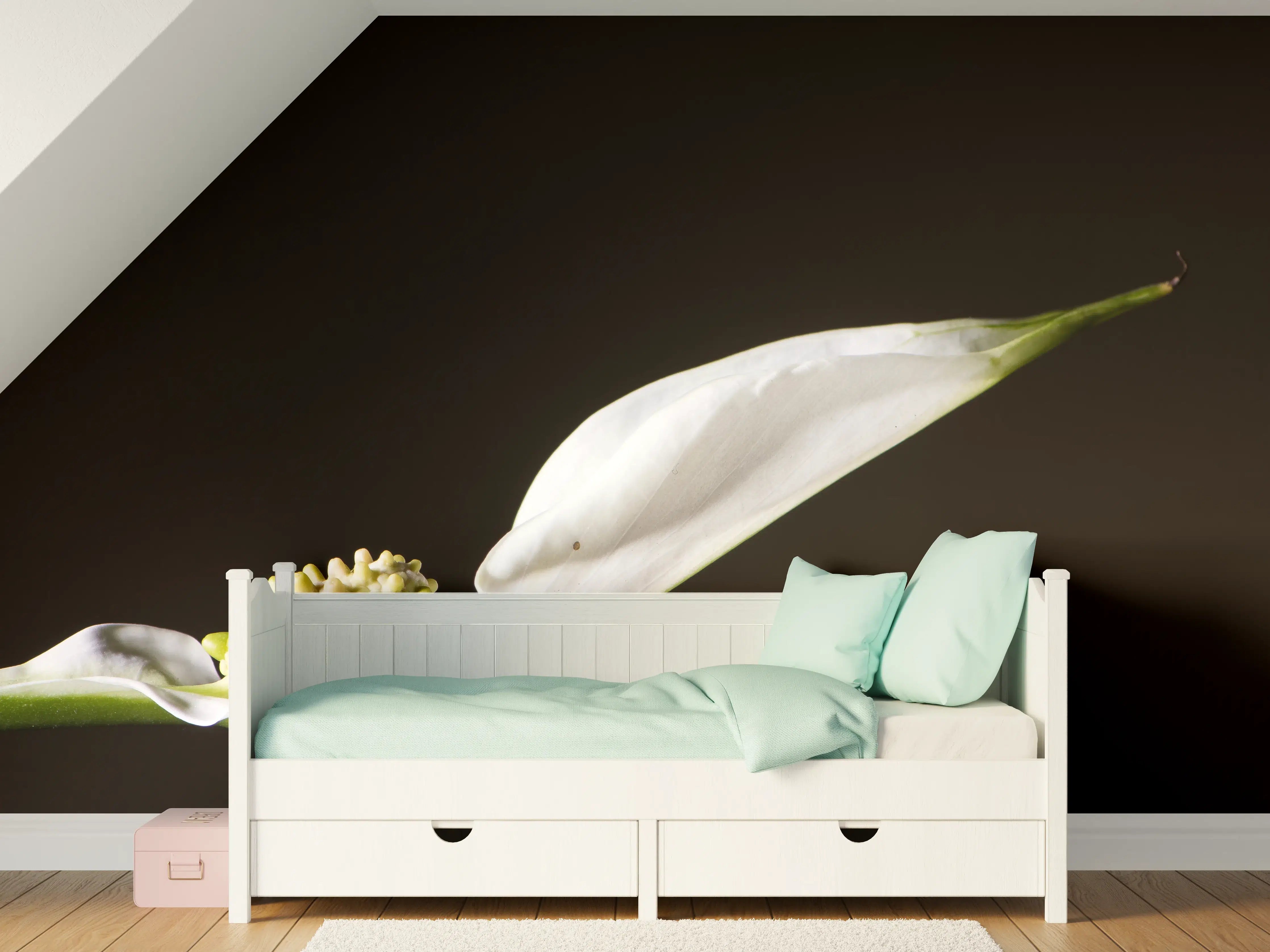 Kinderzimmer Wandgestaltung - Weiße Blume auf schwarzem Hintergrund