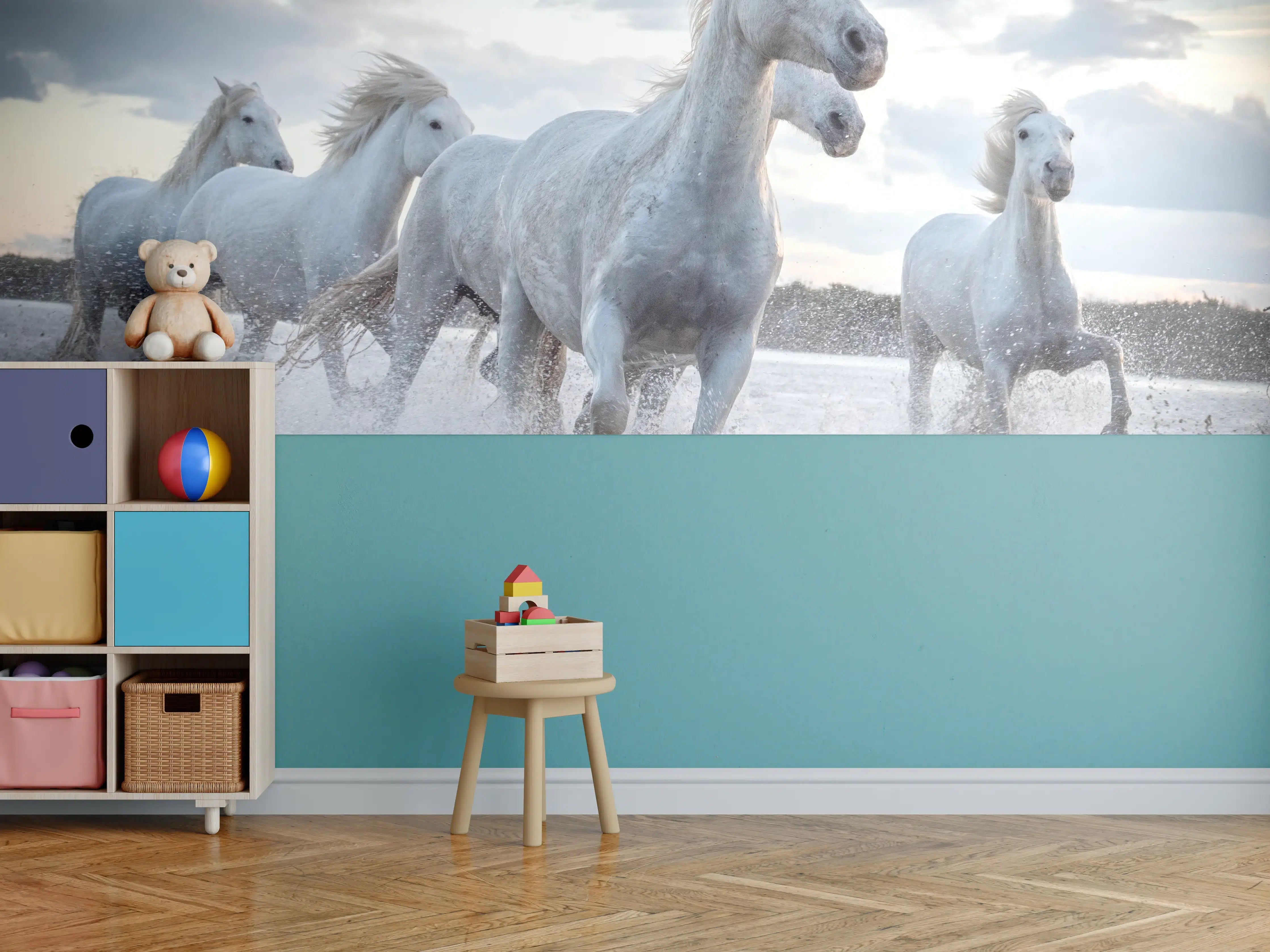 Kinderzimmer Wandgestaltung - Weiße Pferdegalopp am Strand bei Sonnenuntergang