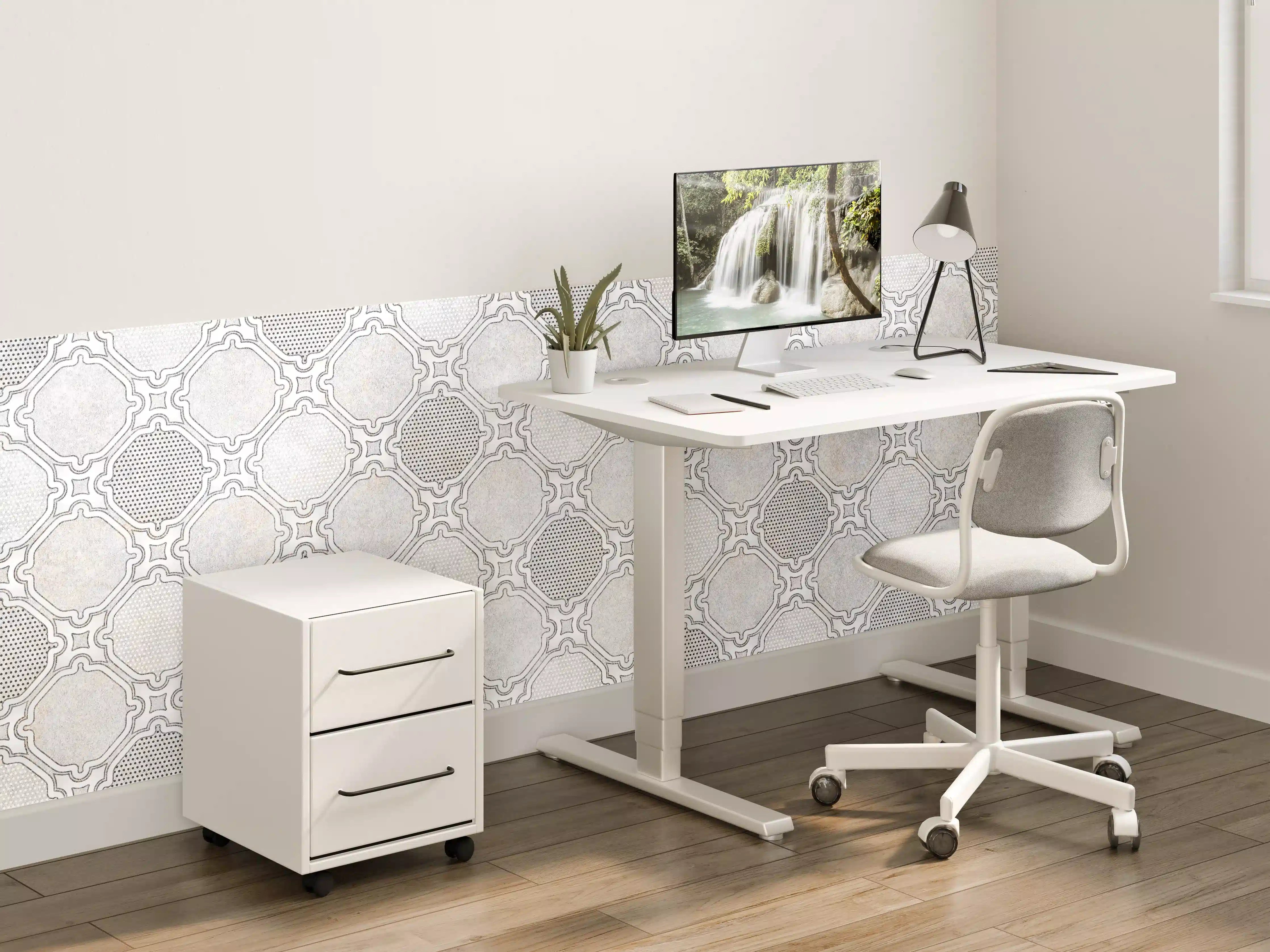 Kinderzimmer Wandgestaltung - Weiße Wand mit grauer Steindekor-Optik