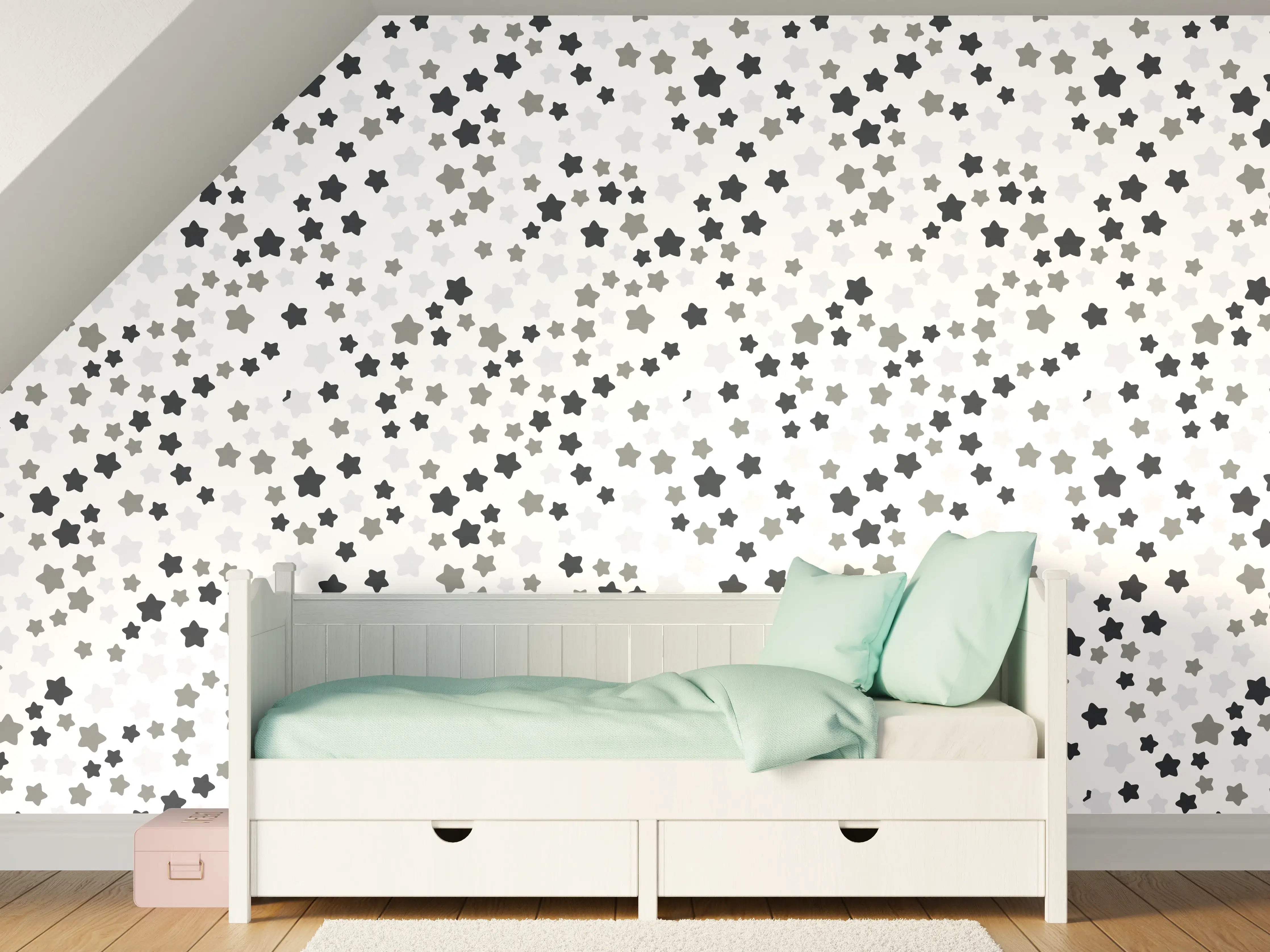 Kinderzimmer Wandgestaltung - Weiße Wand mit schwarzen Sternen Muster