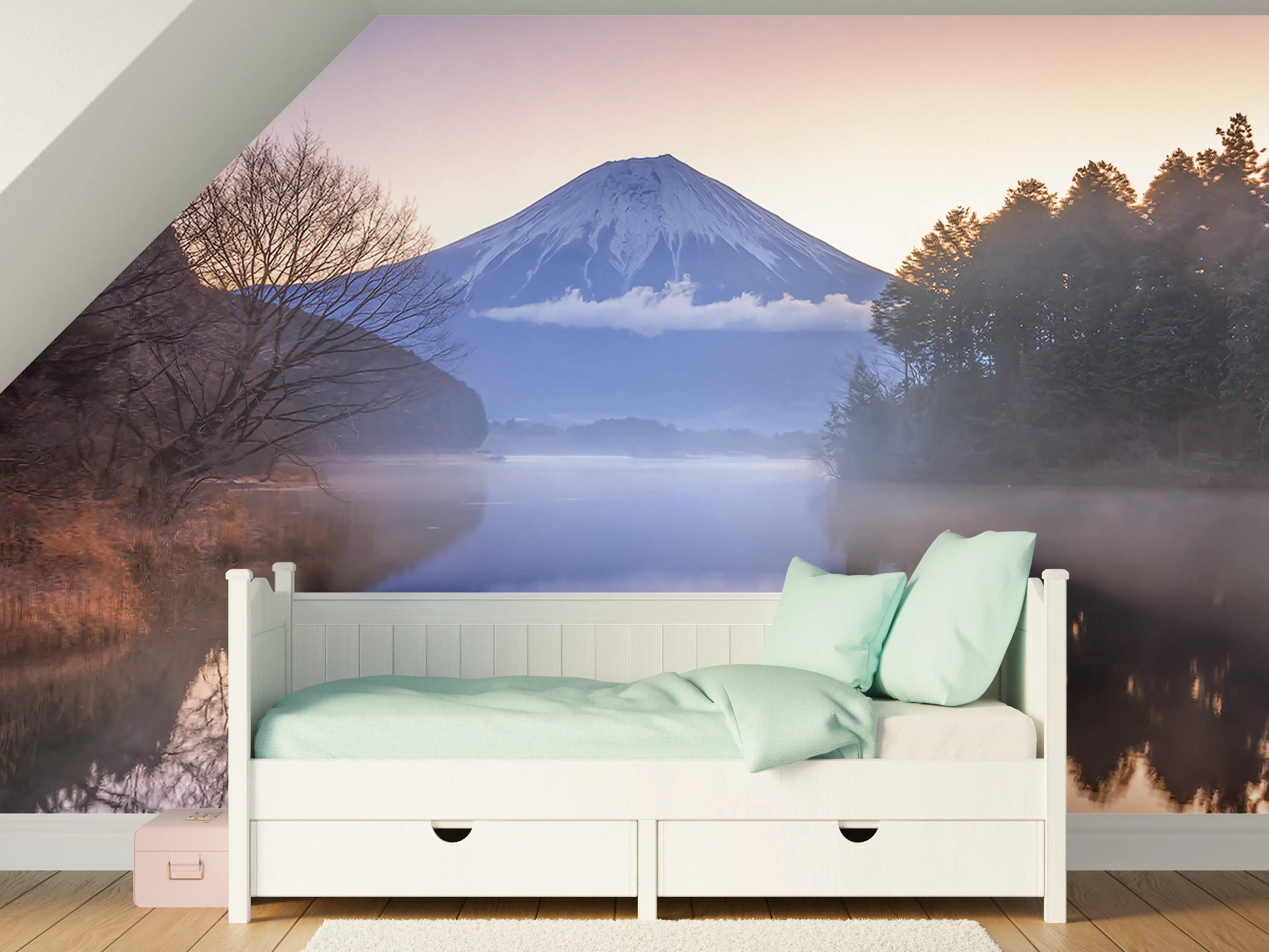 Kinderzimmer Wandgestaltung - Winterlicher Fuji-Spiegelung
