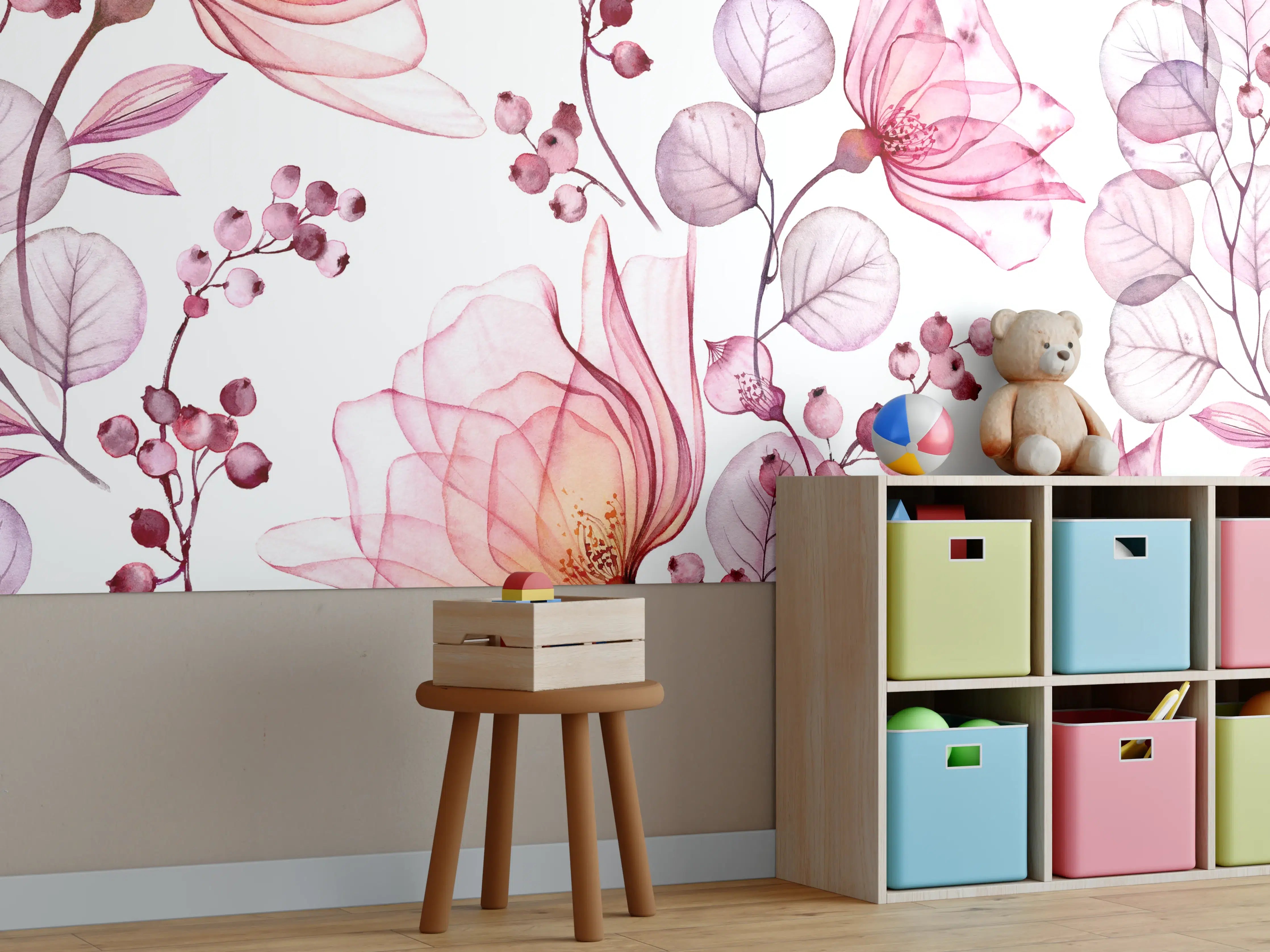 Kinderzimmer Wandgestaltung - Zarte Blumenmuster in Rosa und Violett