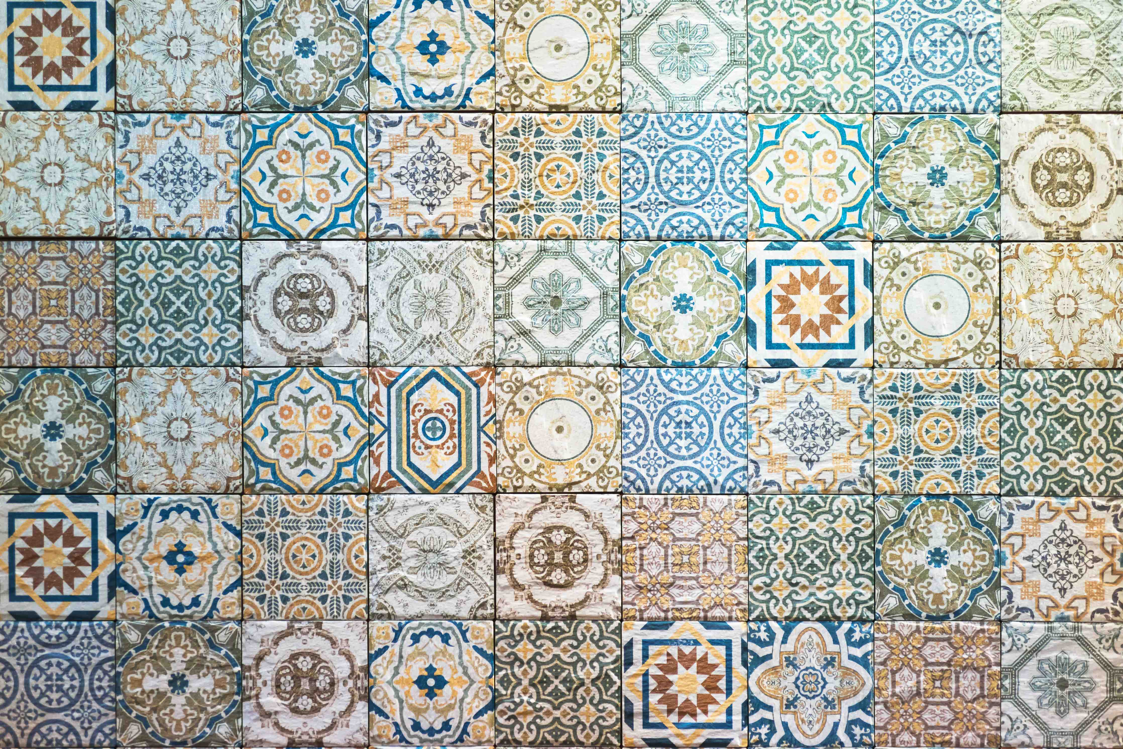 Kinderzimmer Wandgestaltung-buntes Mosaik im spanischen Stil