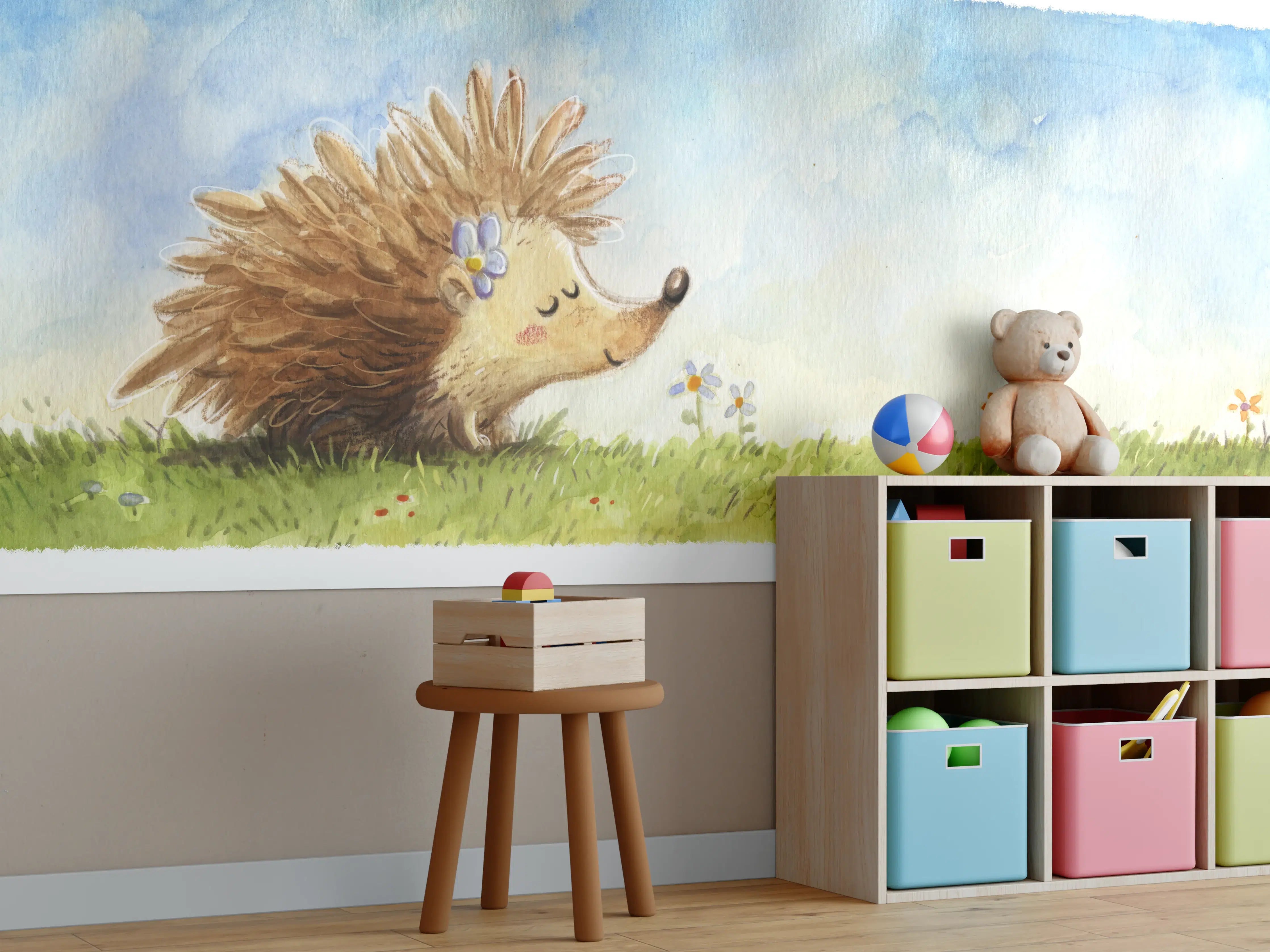 Kinderzimmer Wandgestaltung - fröhlicher Igel auf einer Wiese