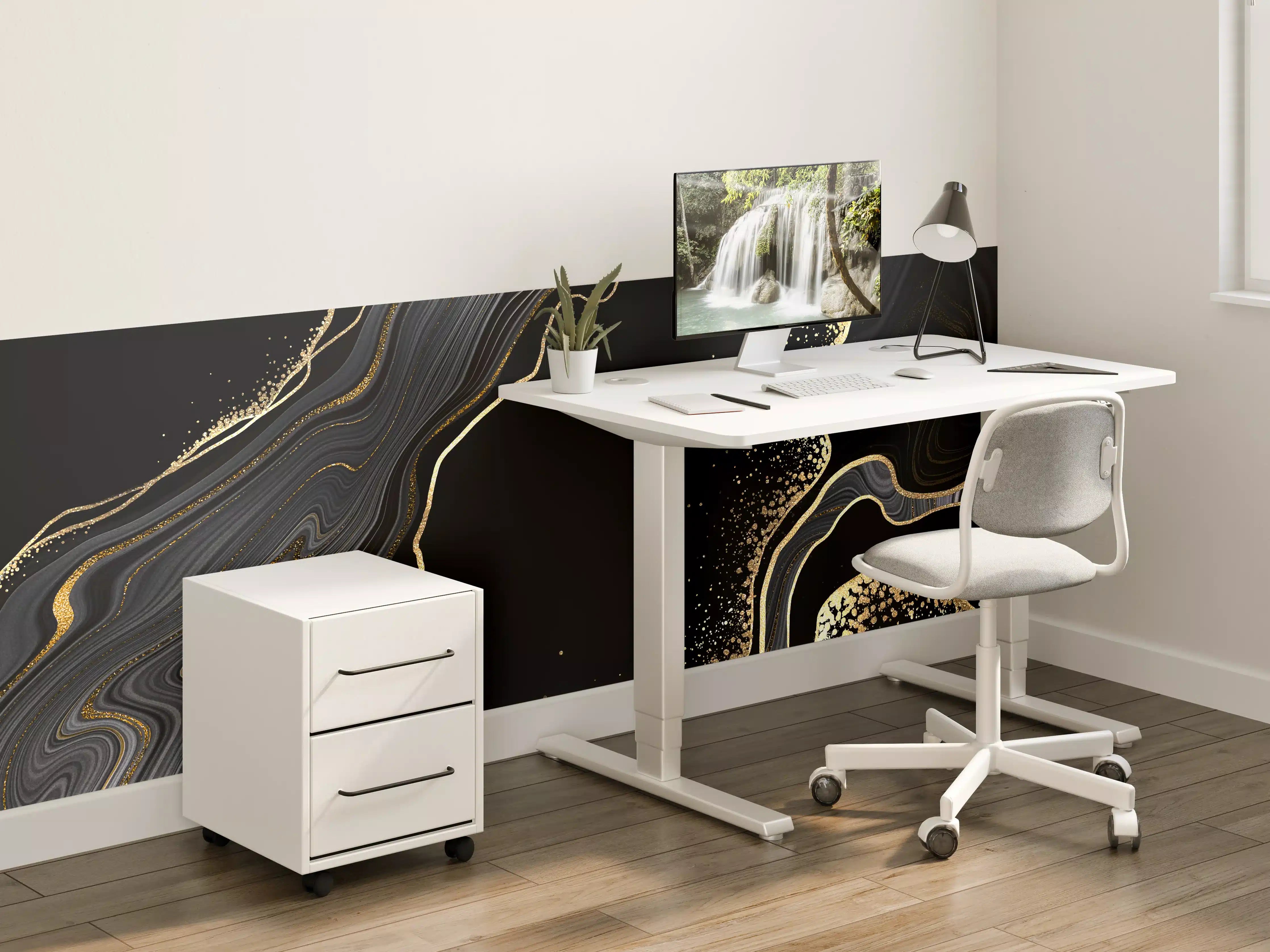 Kinderzimmer Wandgestaltung - schwarzer Achat Hintergrund mit goldenen Adern