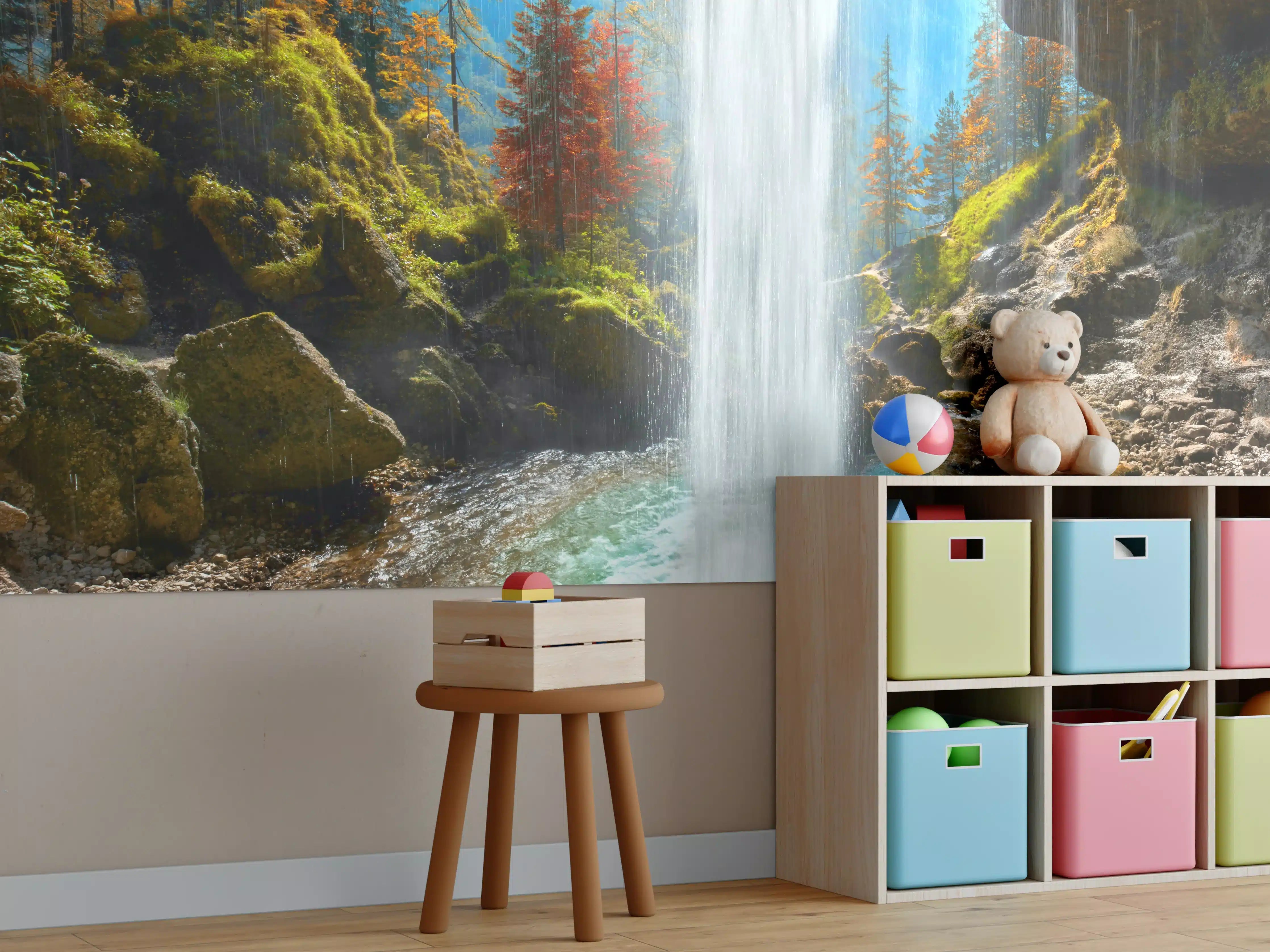 Kinderzimmer Wandgestaltung - türkiser Wasserfall in Slowenien
