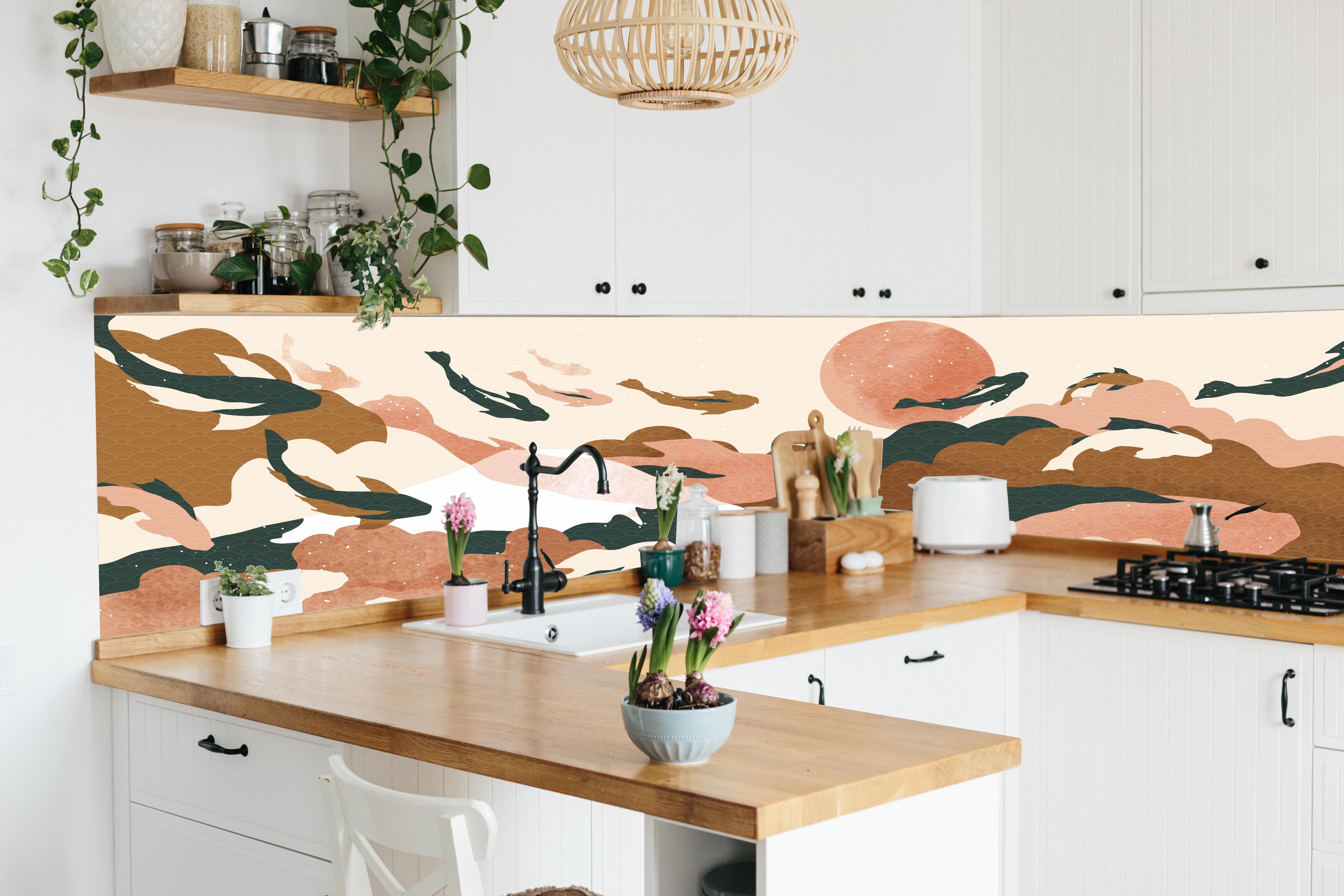 Küche - Abstrakte Landschaft in sanften Pastelltönen hinter weißen Hochglanz-Küchenregalen und schwarzem Wasserhahn