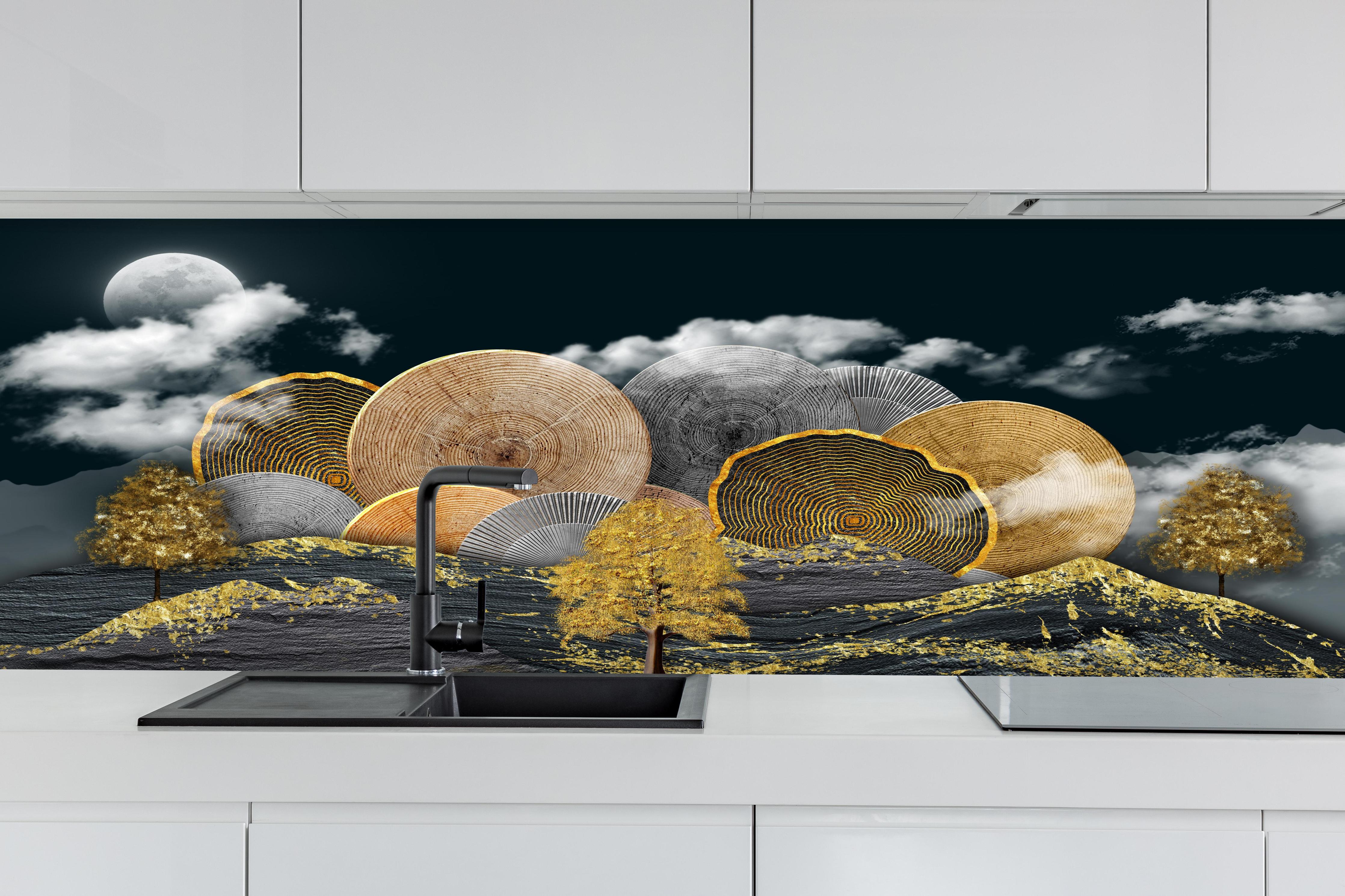 Küche - Abstraktes Landschaftsmuster - Nächtlich hinter weißen Hochglanz-Küchenregalen und schwarzem Wasserhahn
