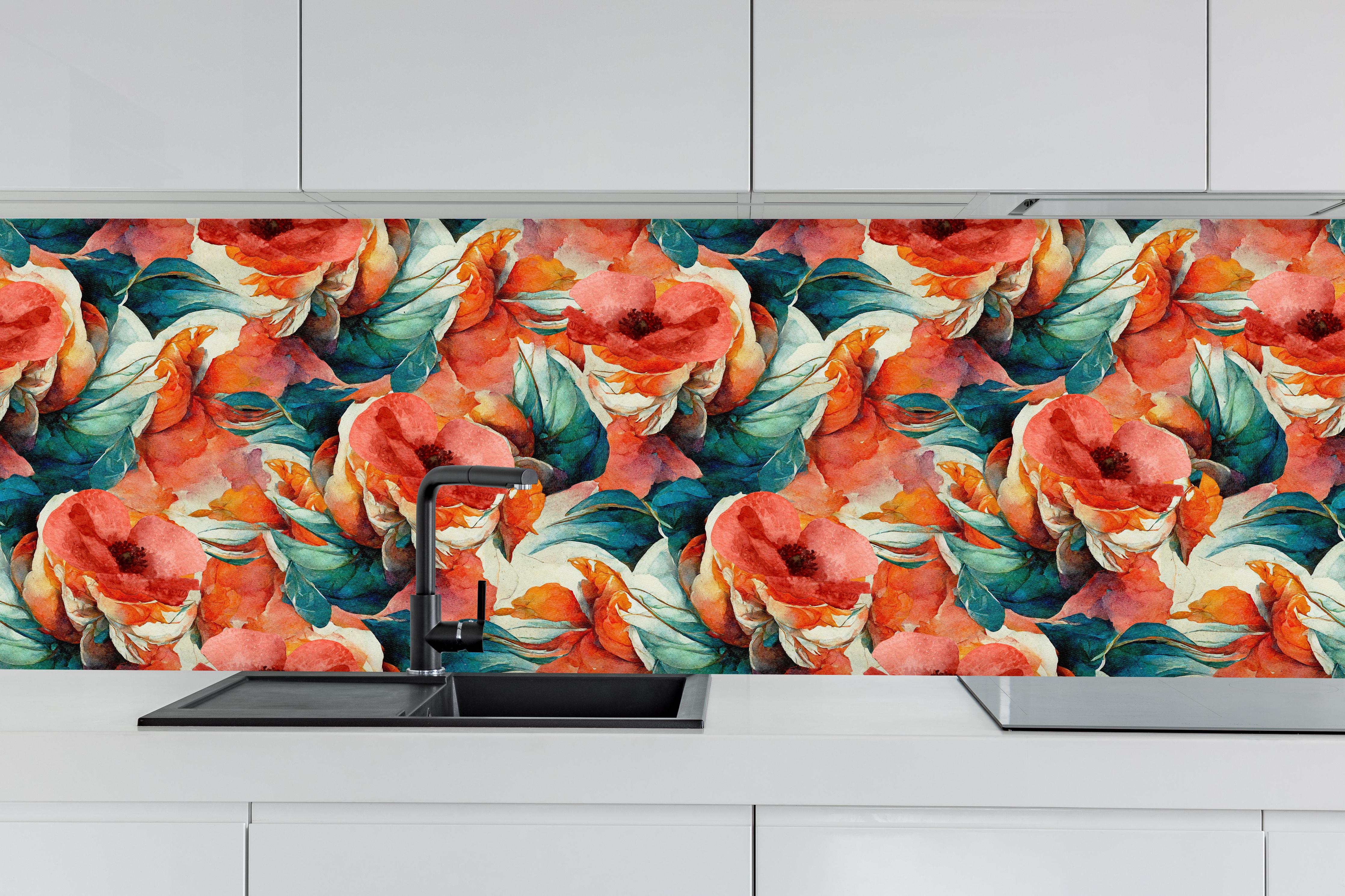 Küche - Aquarellpapier - Florales Muster hinter weißen Hochglanz-Küchenregalen und schwarzem Wasserhahn