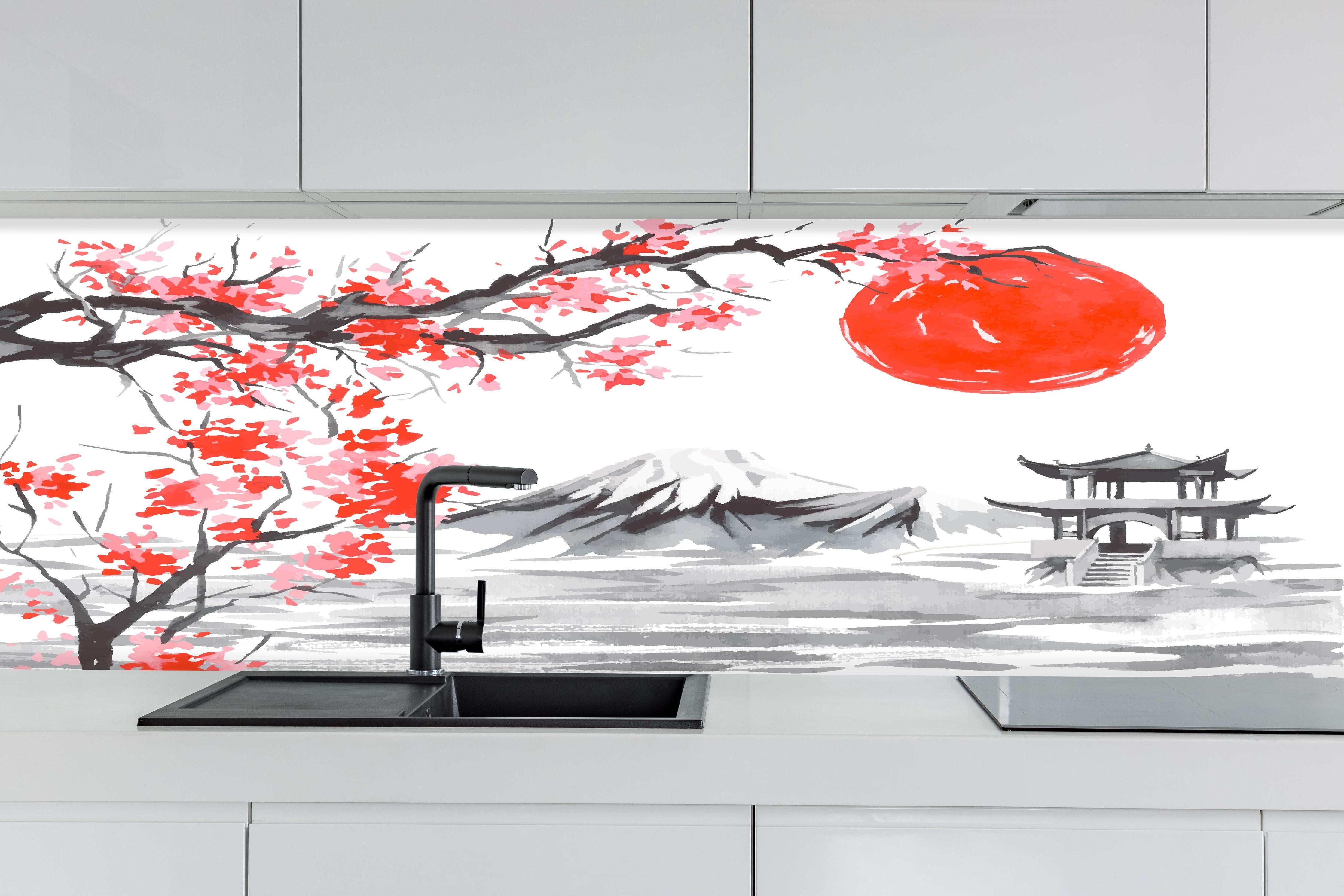Küche - Asiatisches Aquarell Berge Sonne hinter weißen Hochglanz-Küchenregalen und schwarzem Wasserhahn