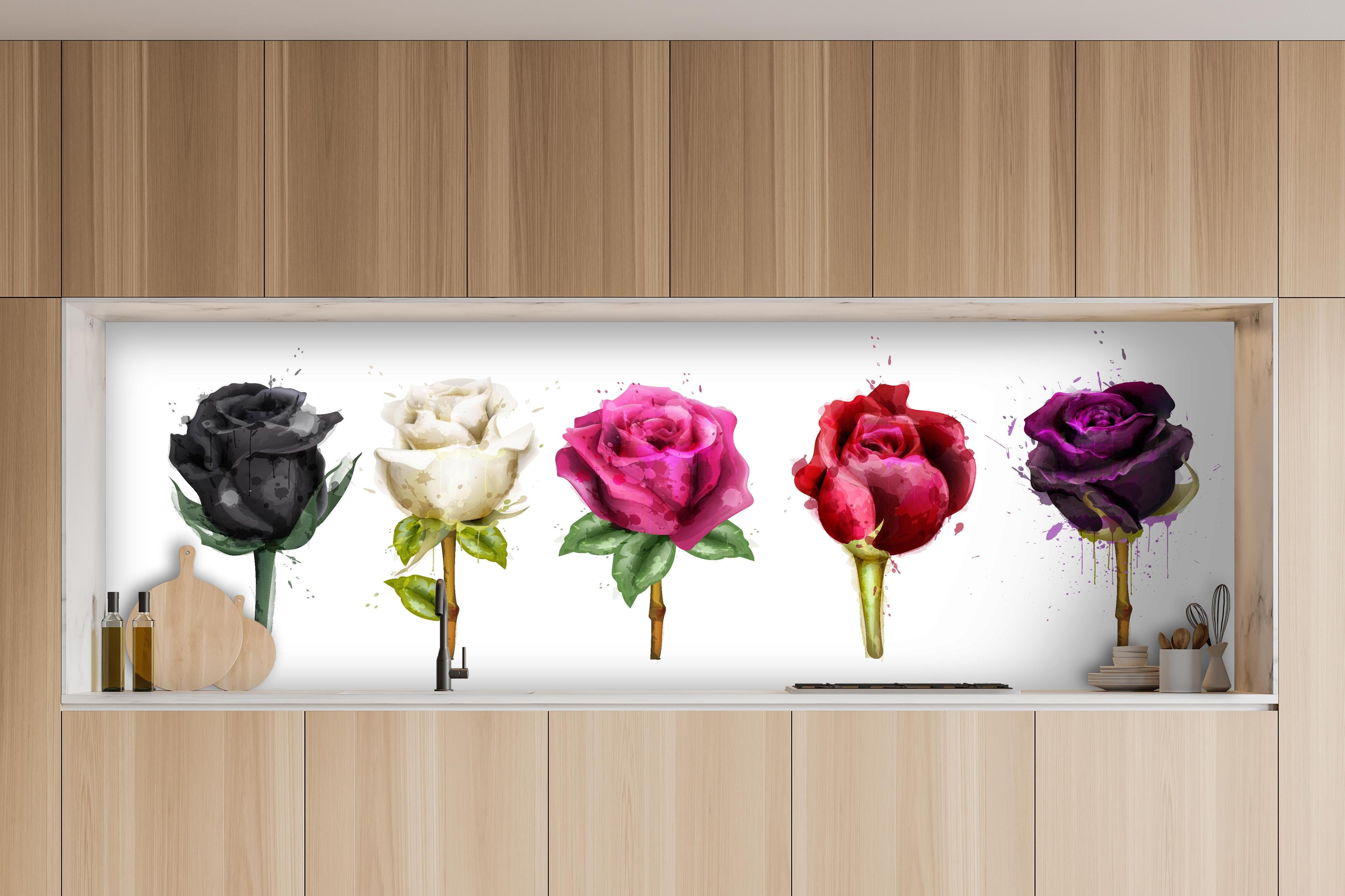 Küche - Bunte Rosen mit farbigen Tropfen hinter weißen Hochglanz-Küchenregalen und schwarzem Wasserhahn