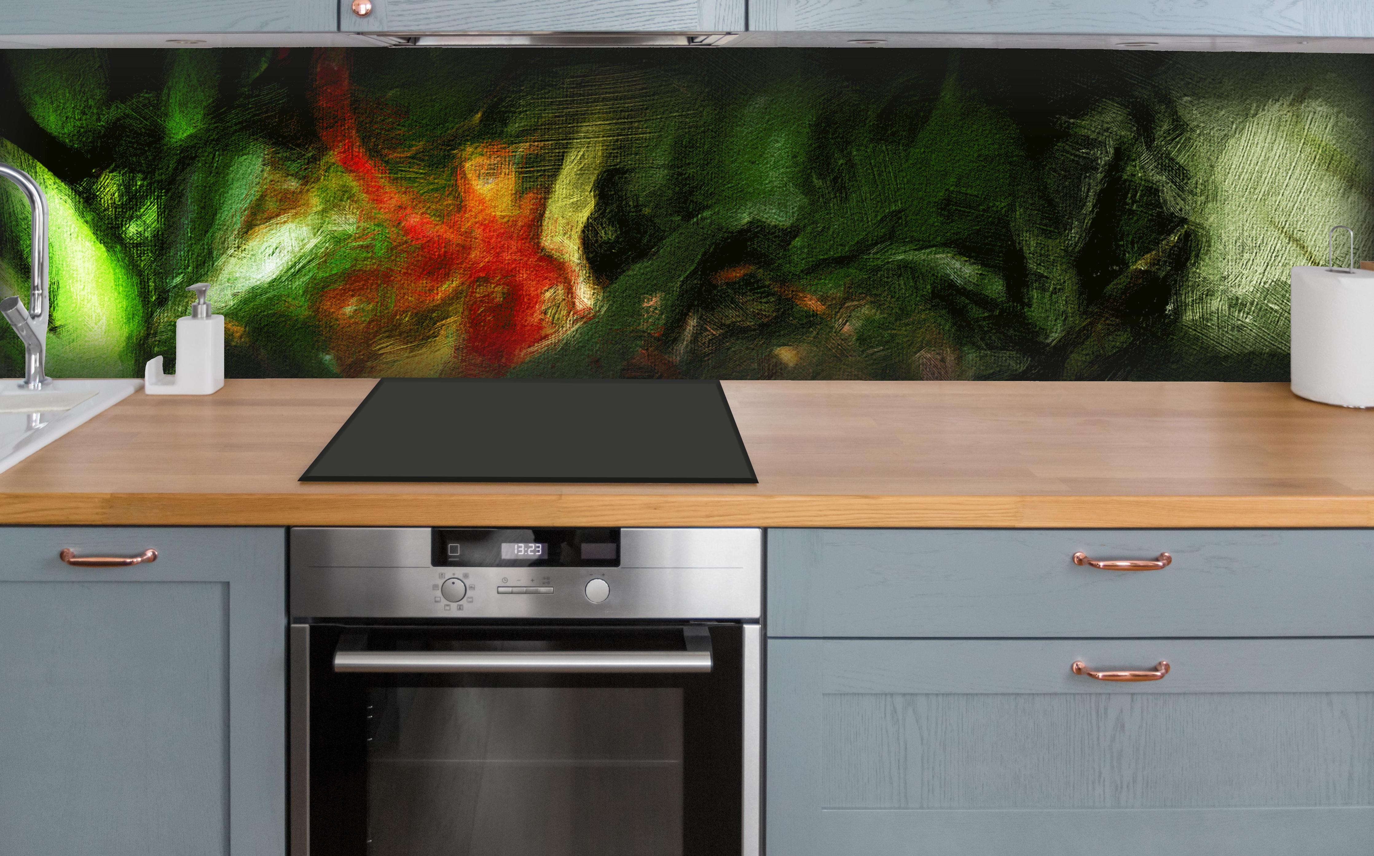 Küche - Grünes surreales Muster digitale Ölmalerei hinter weißen Hochglanz-Küchenregalen und schwarzem Wasserhahn
