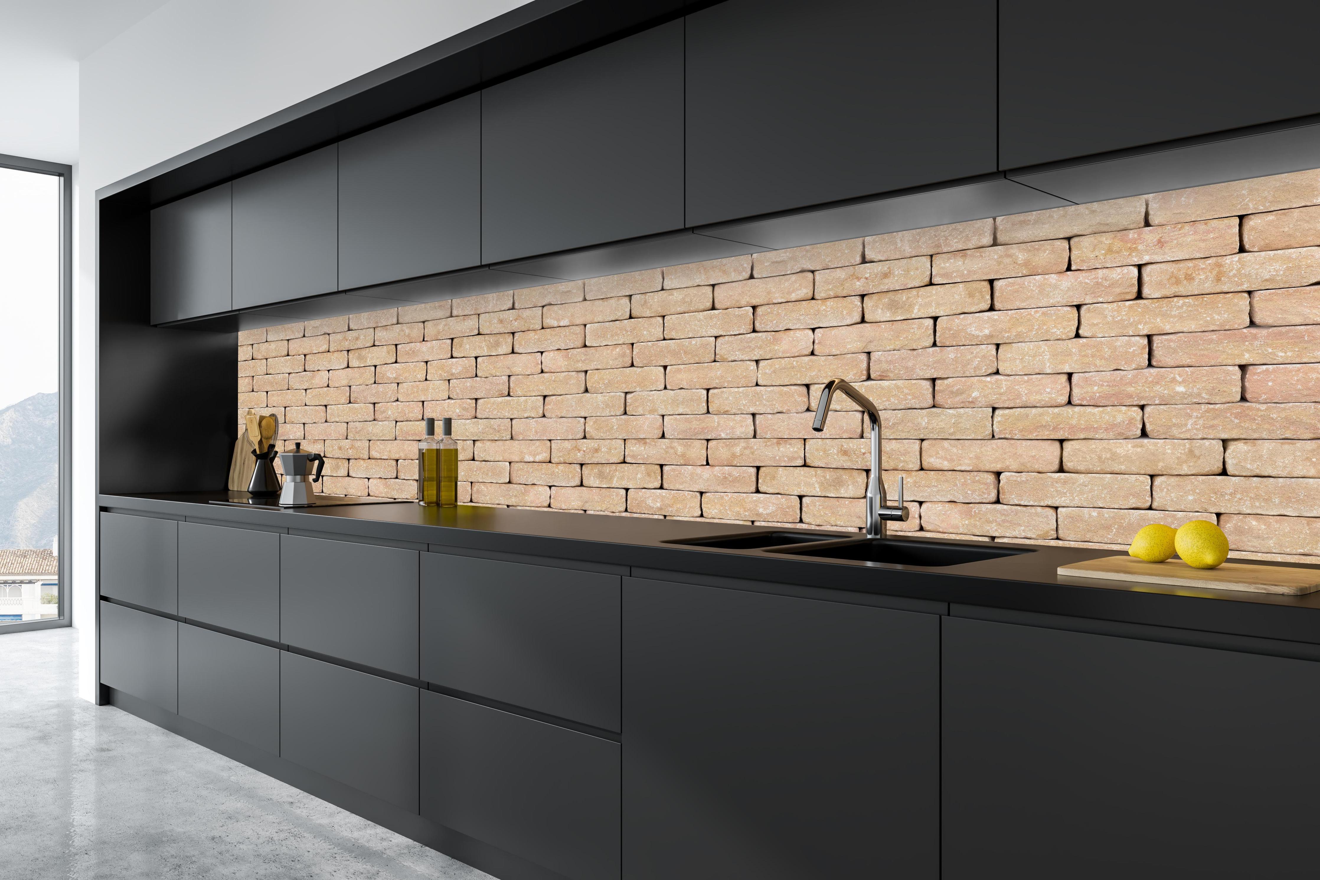 Küche - Beige Ziegelwand Textur in tiefschwarzer matt-premium Einbauküche