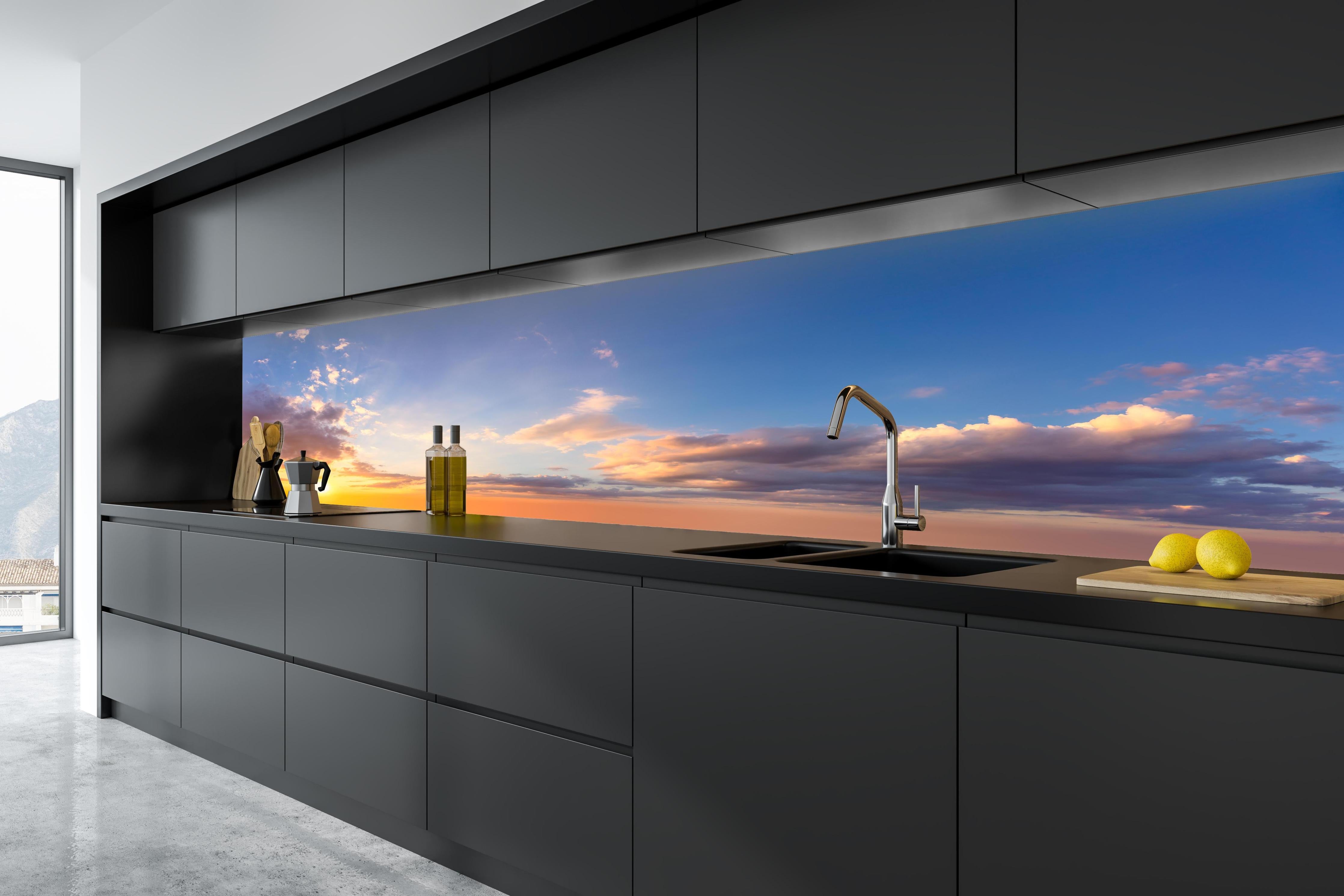 Küche - Blau-Orange Sonnenuntergang in tiefschwarzer matt-premium Einbauküche