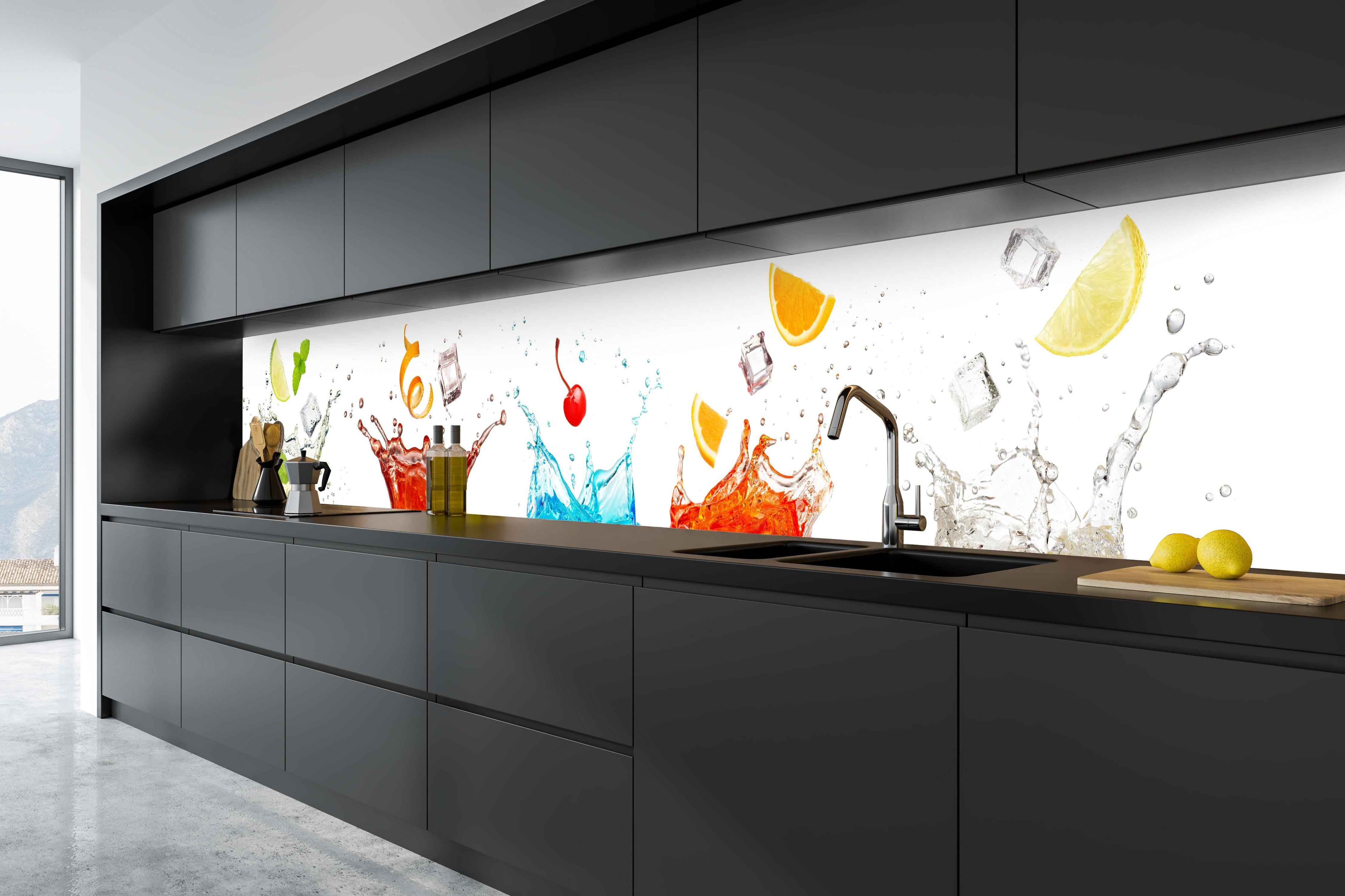 Küche - Bunte Cocktail-Spritzer in tiefschwarzer matt-premium Einbauküche