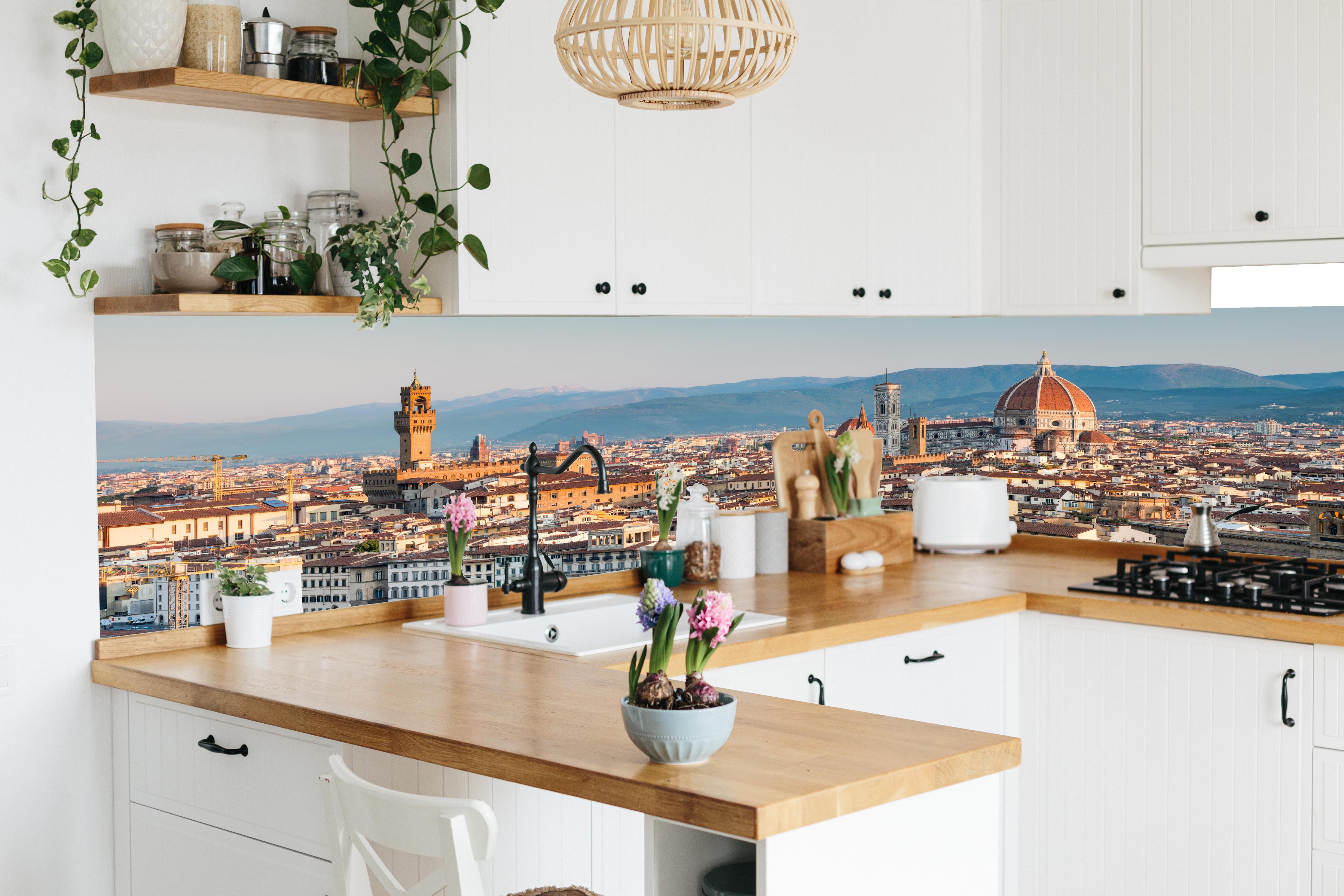 Küche - Florenz Skyline Blau-Beige in lebendiger Küche mit bunten Blumen