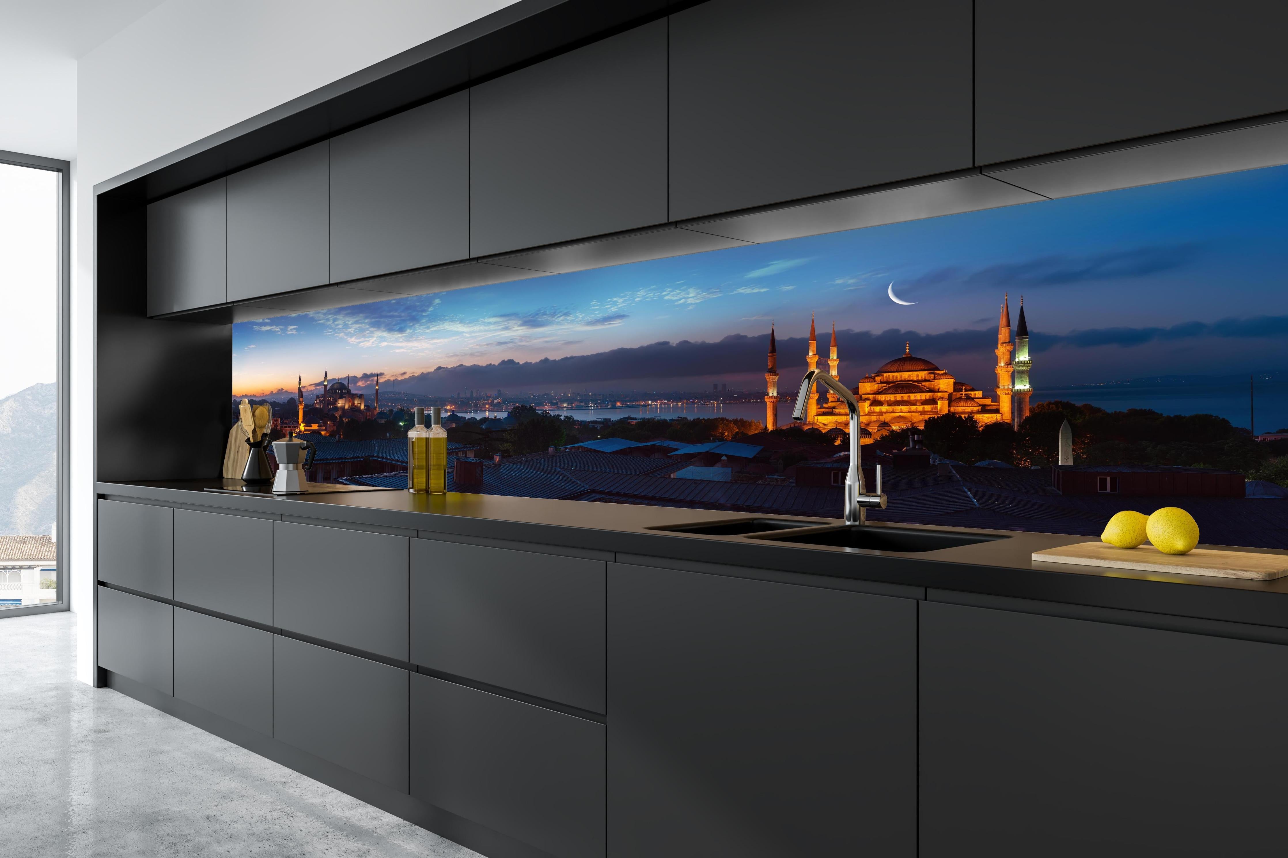 Küche - Istanbul Abendrot-Skyline in tiefschwarzer matt-premium Einbauküche