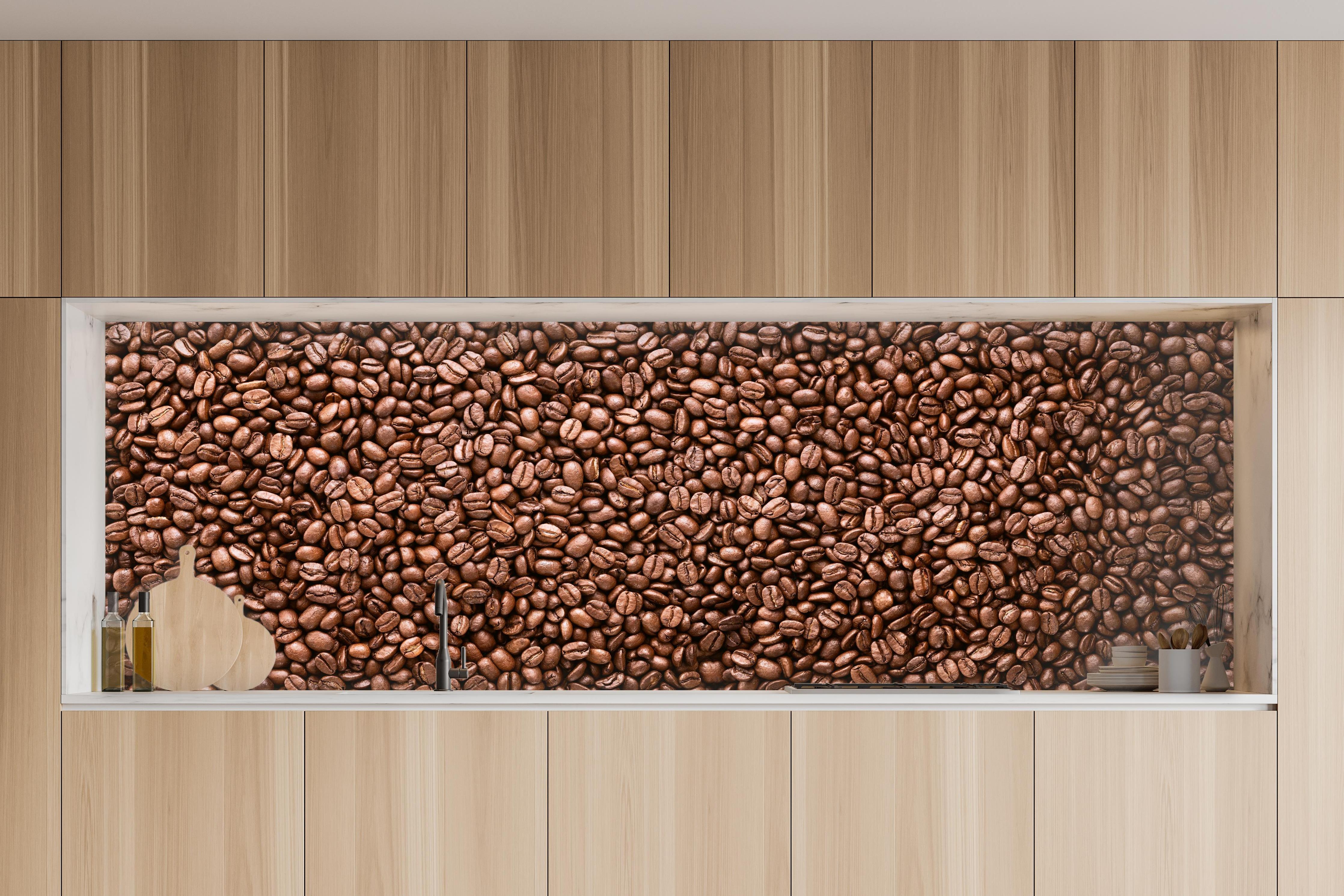 Küche - Kaffee-Bohnen Braun-Textur in charakteristischer Vollholz-Küche mit modernem Gasherd