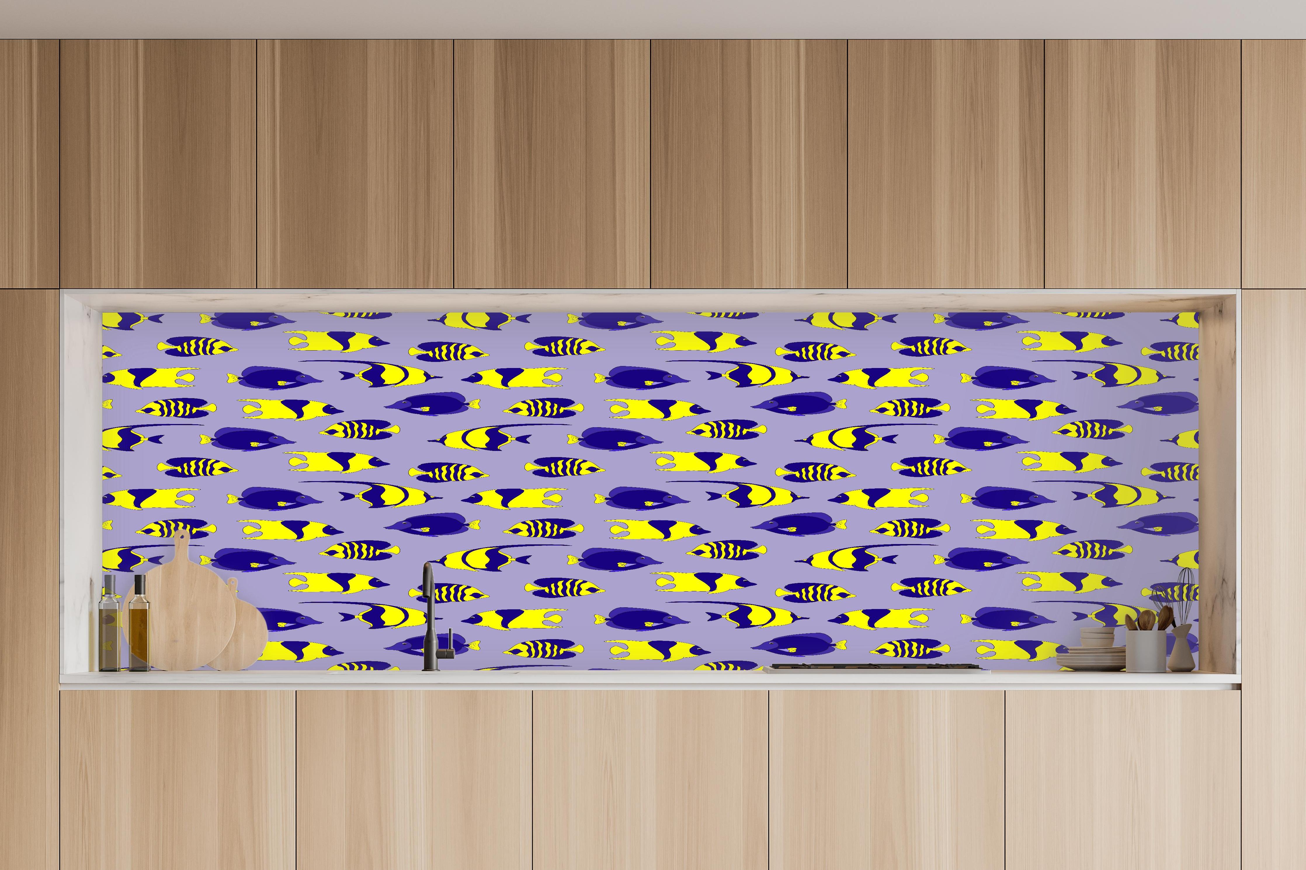 Küche - Neon-Fische Gelb-Blau Muster in charakteristischer Vollholz-Küche mit modernem Gasherd