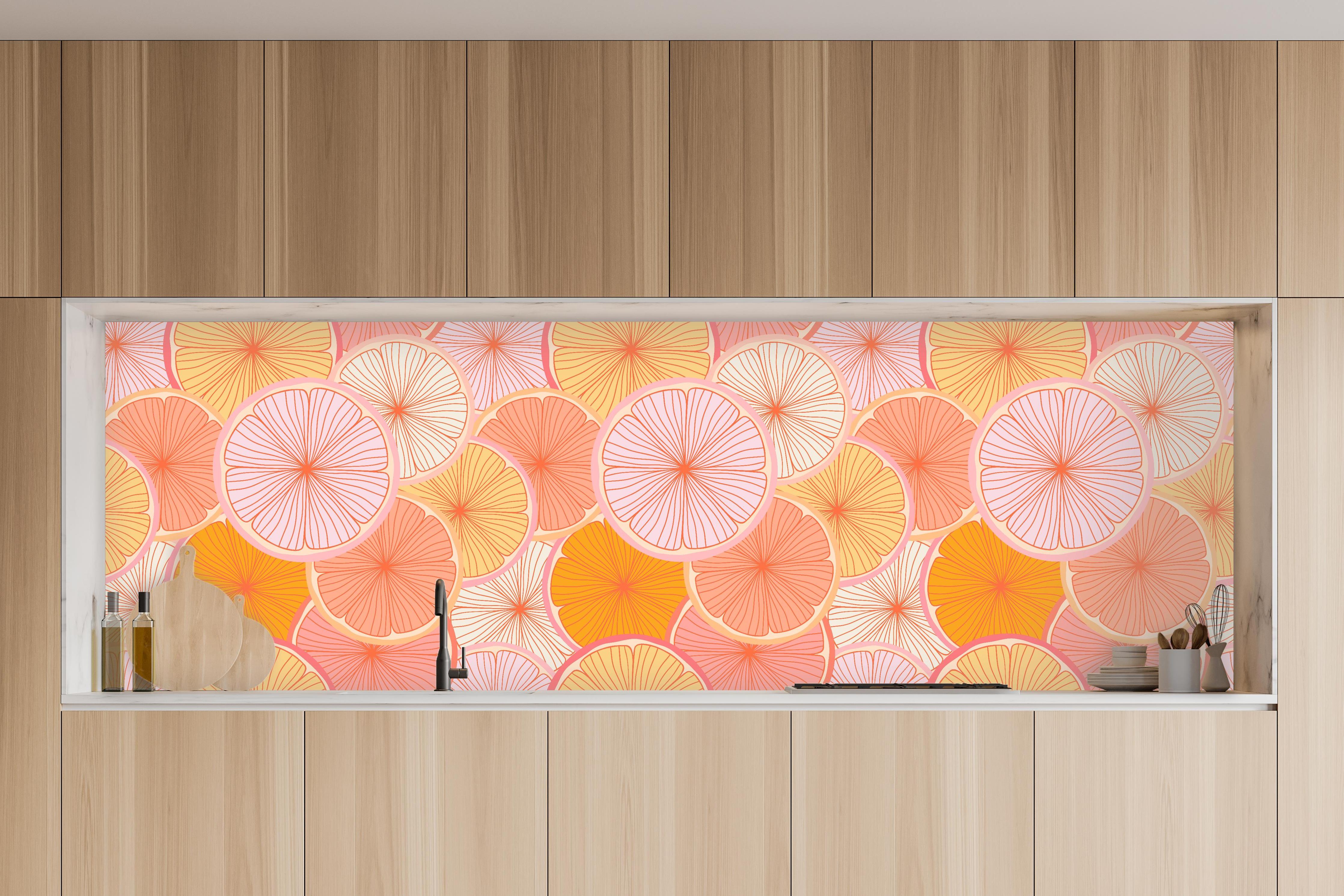 Küche - Neon-Orange Zitrus-Muster in charakteristischer Vollholz-Küche mit modernem Gasherd