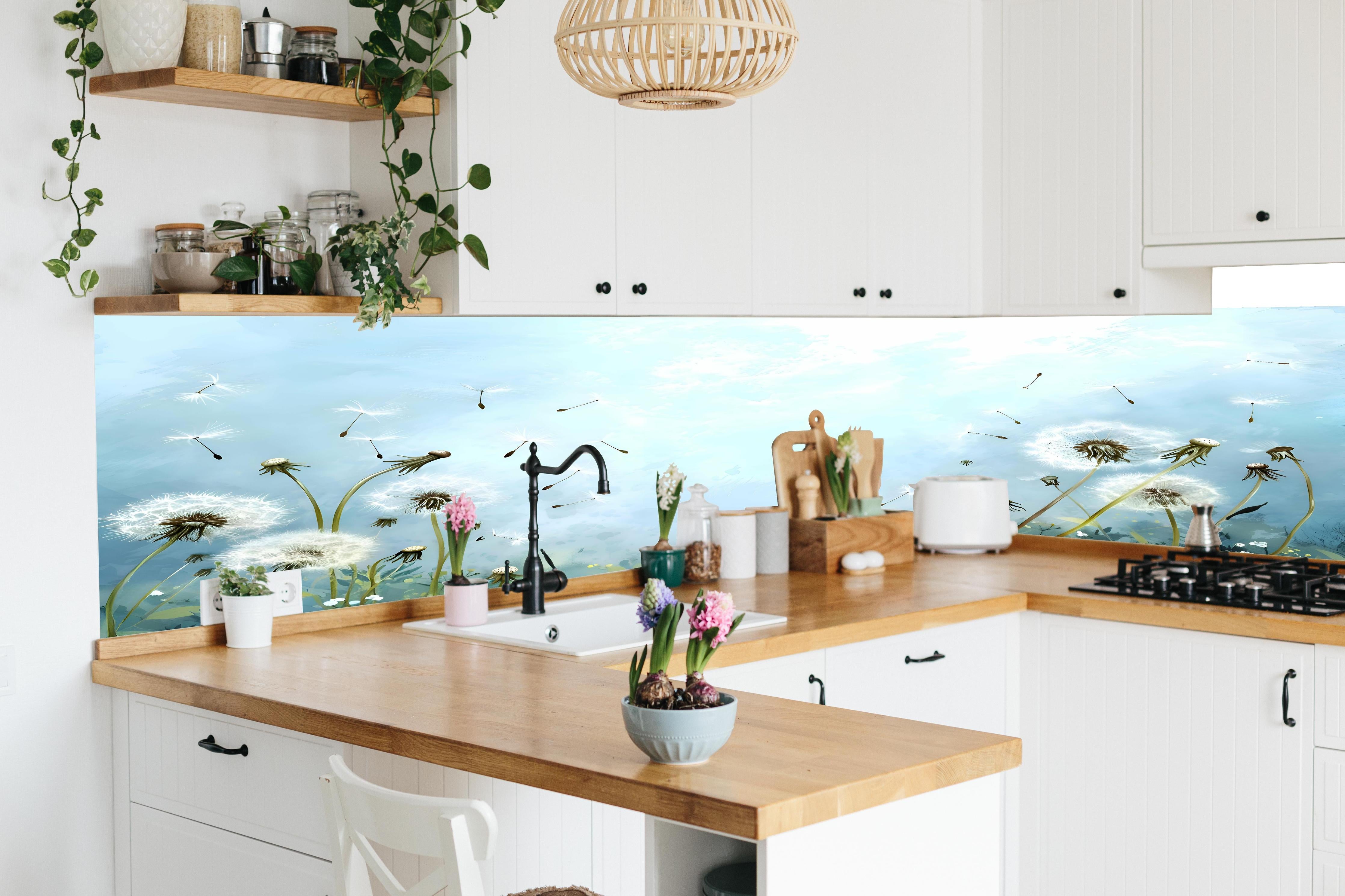 Küche - Pusteblumen im blauen Himmel in lebendiger Küche mit bunten Blumen