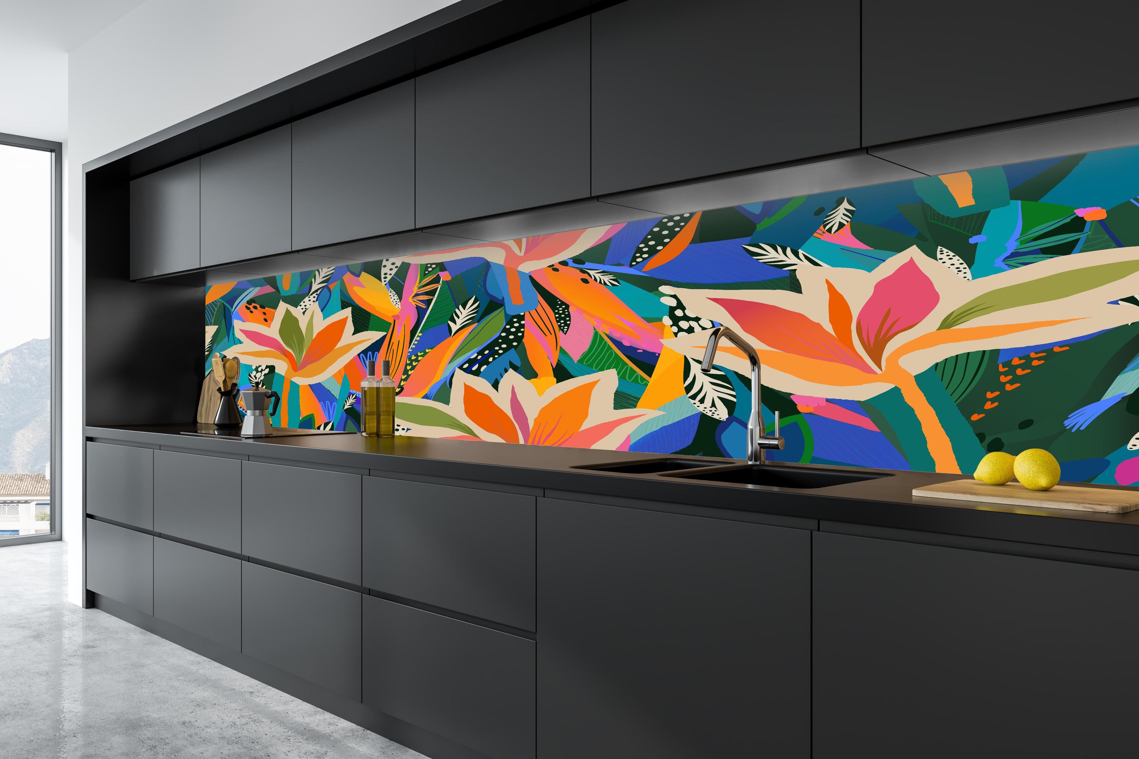 Küche - Tropische Blüten Blau-Orange-Grün in tiefschwarzer matt-premium Einbauküche