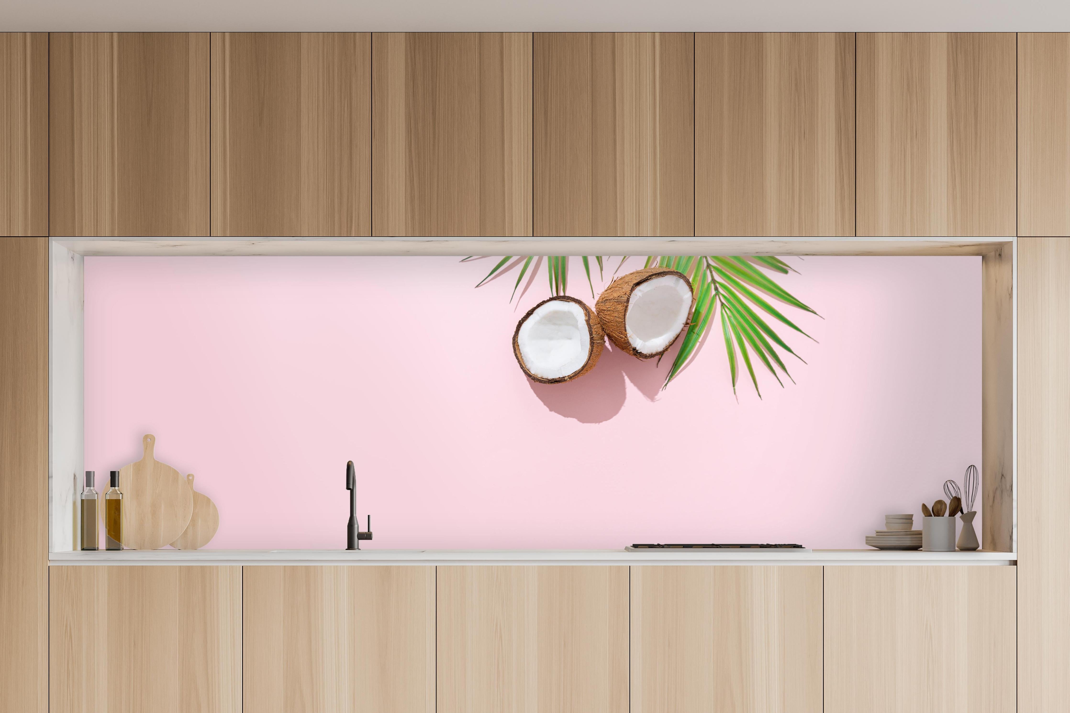 Küche - Tropische Kokosnuss auf Rosa in charakteristischer Vollholz-Küche mit modernem Gasherd