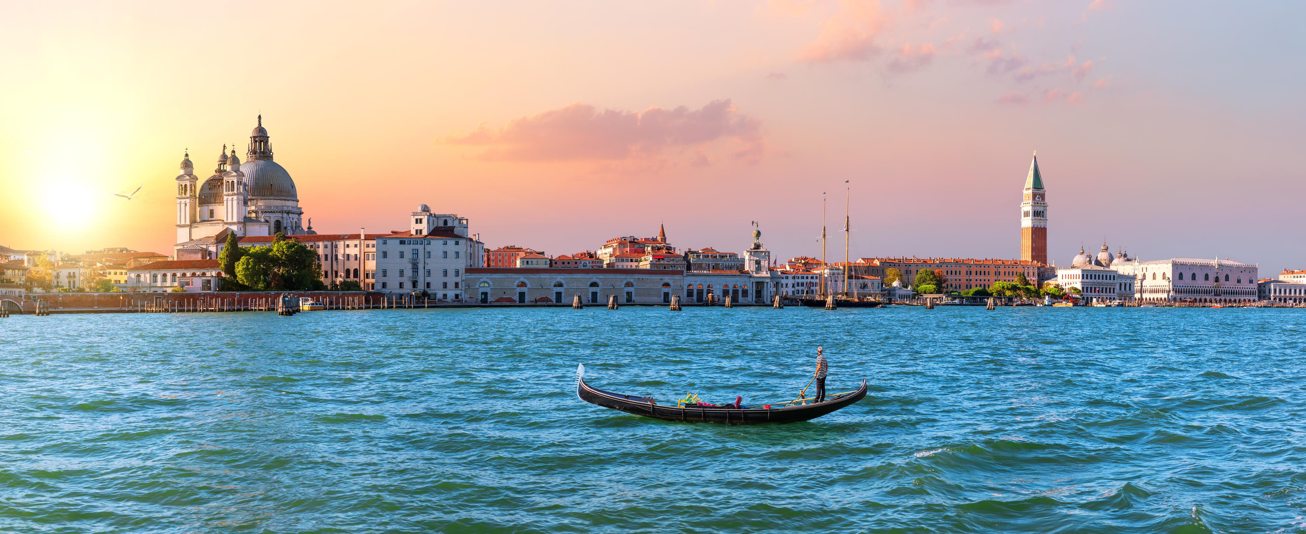 Küchenrückwand-Venedig Skyline bei Sonnenuntergang